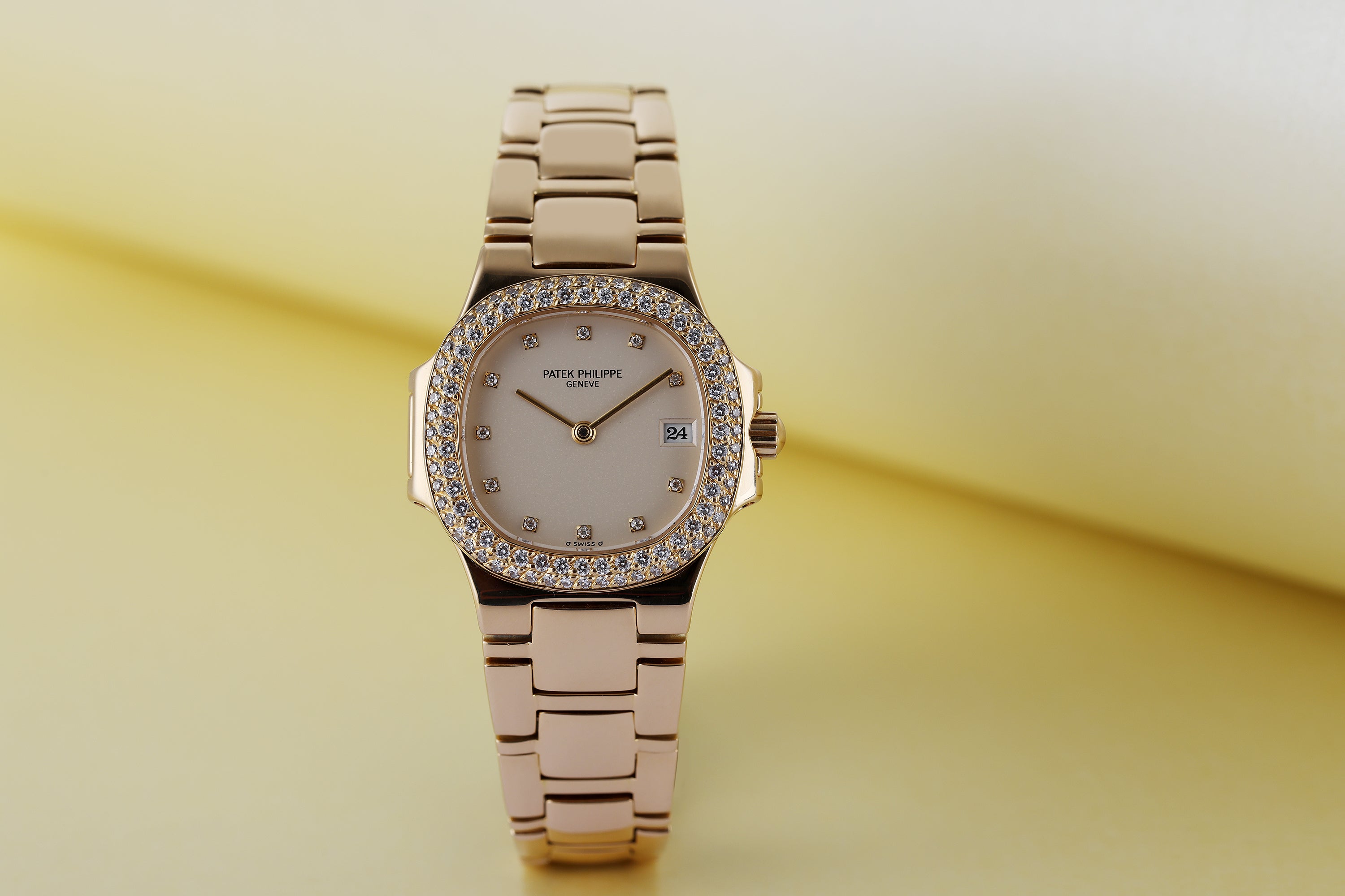 Patek Philippe Lady Nautilus | REF. 4700/54 | Cream Dial | Diamond Hours & Bezel | 18k Yellow Gold