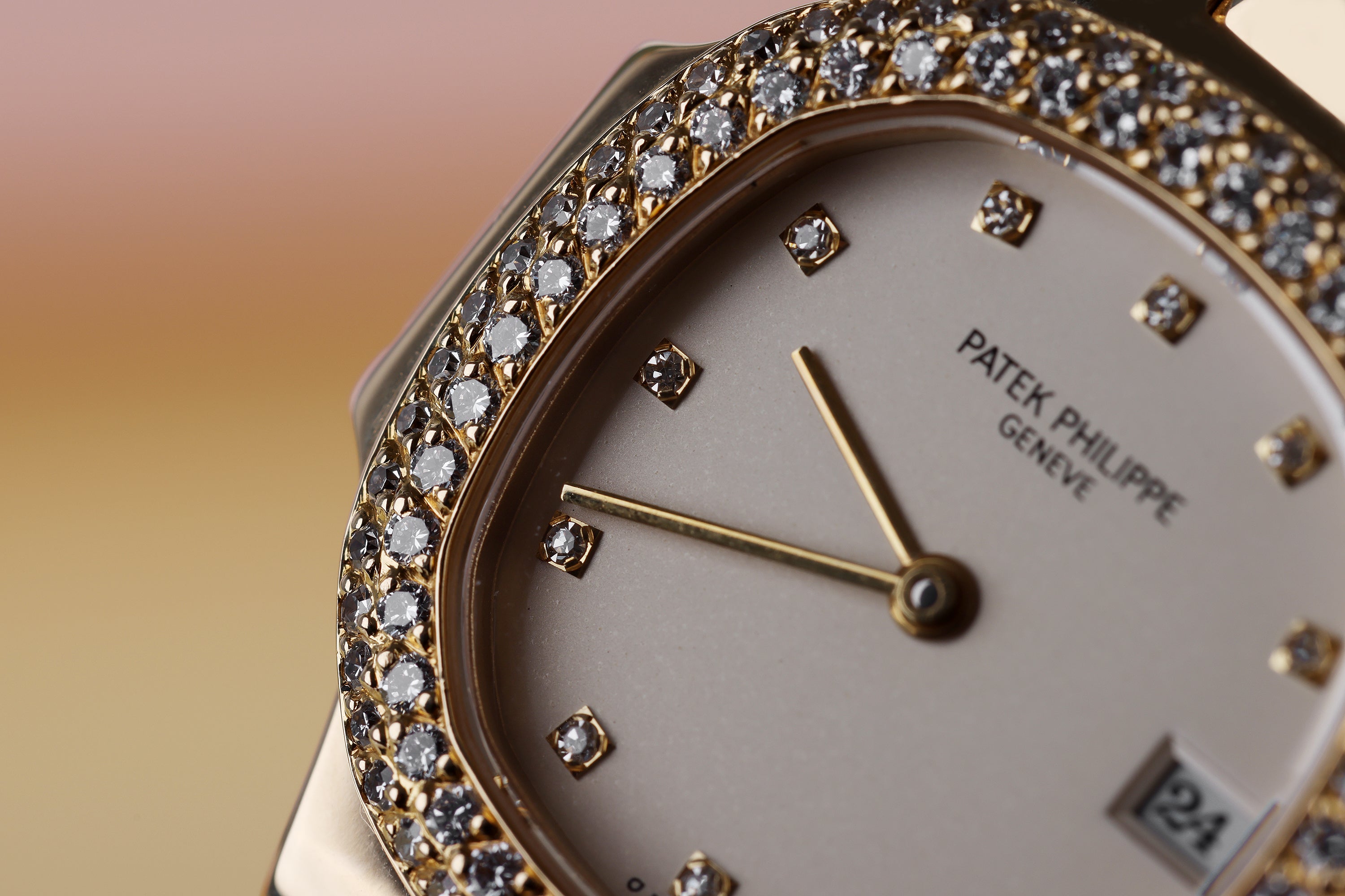 Patek Philippe Lady Nautilus | REF. 4700/54 | Cream Dial | Diamond Hours & Bezel | 18k Yellow Gold