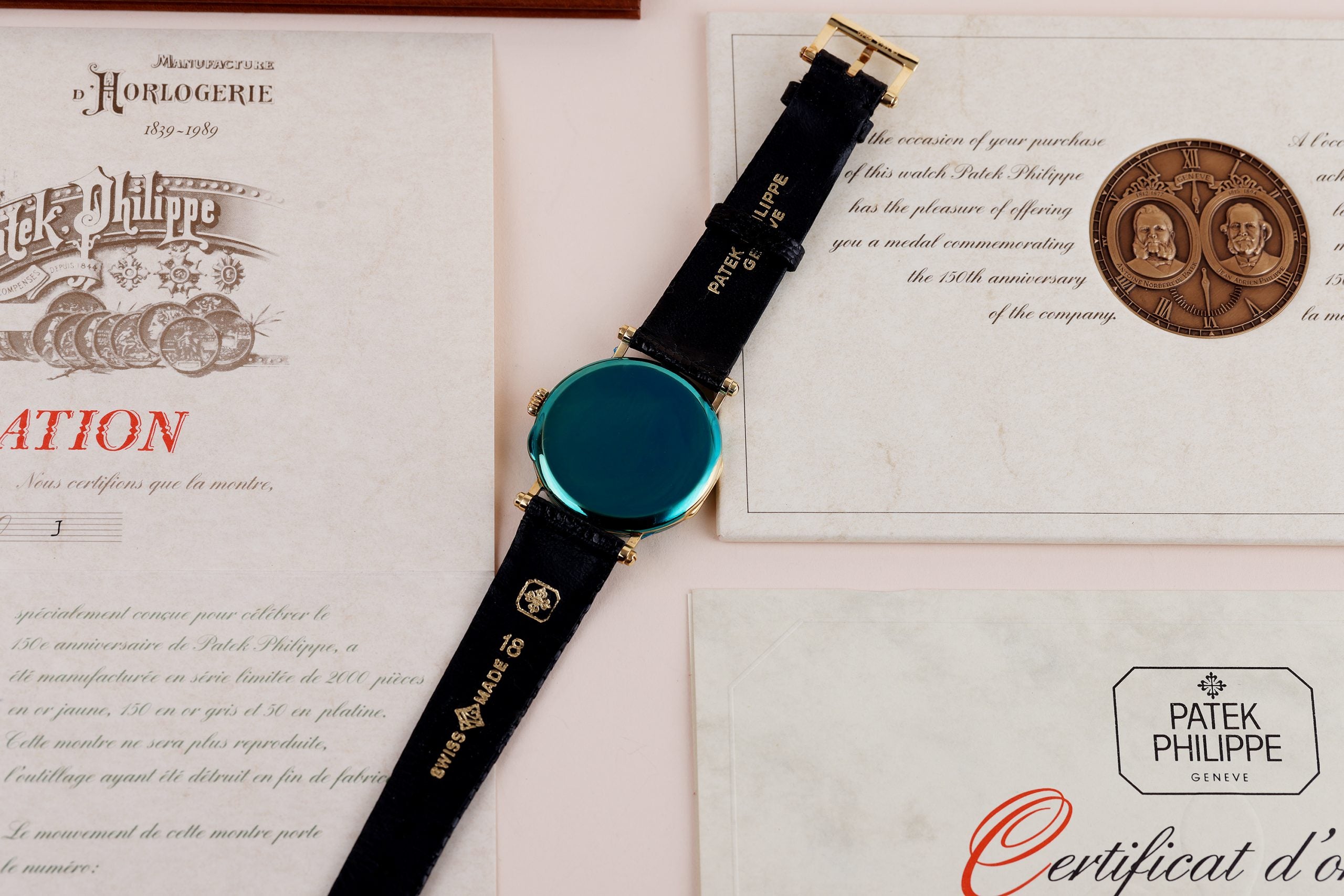 Patek_Officers_Case_04