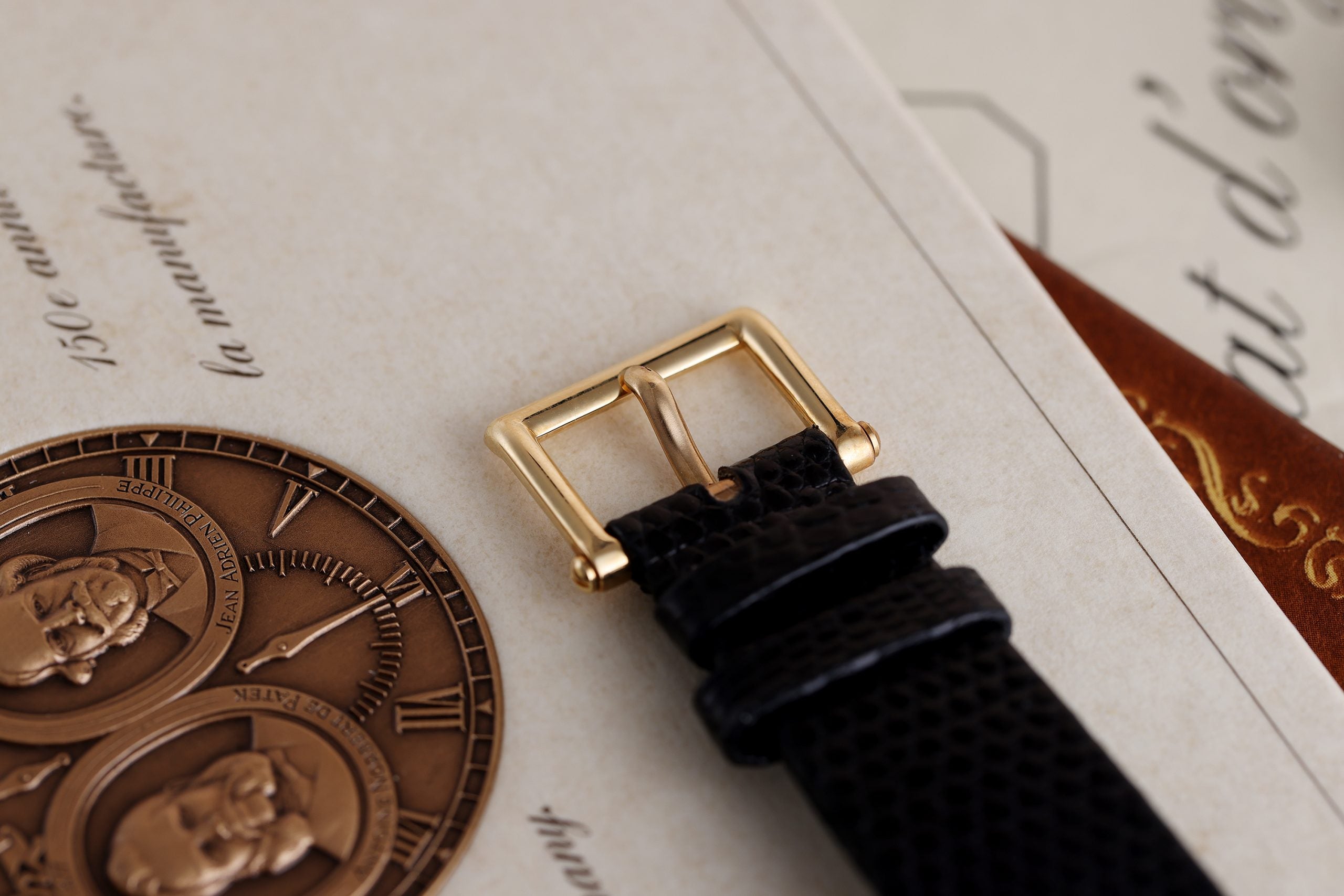 Patek_Officers_Case_08