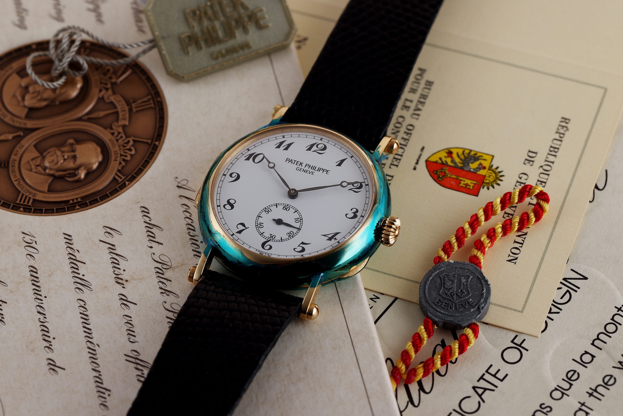 Patek_Officers_Case_09