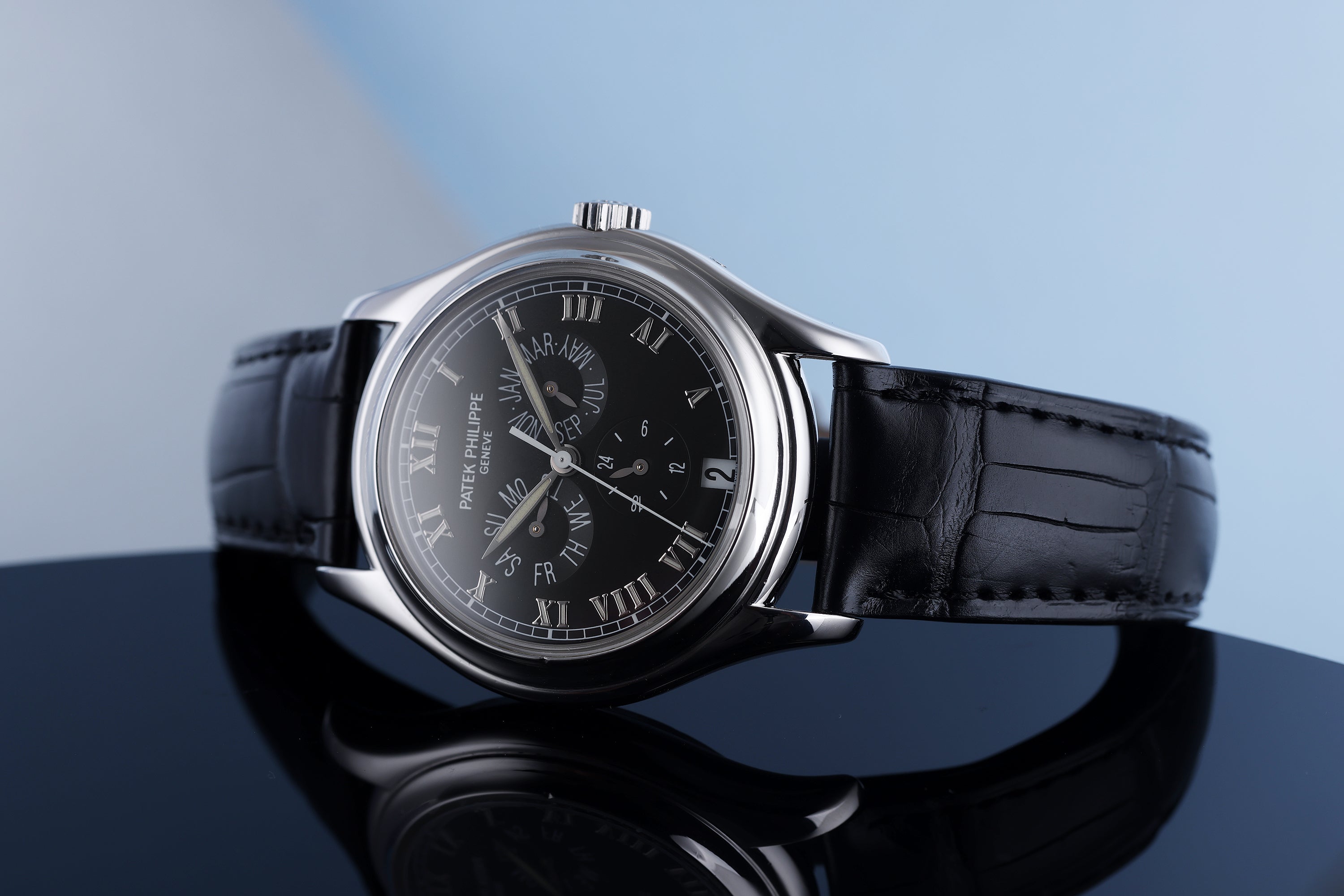 Patek Philippe Annual Calendar | REF. 5035 | Platinum | Black Dial | 37mm | 1998 | Extract from the Archives