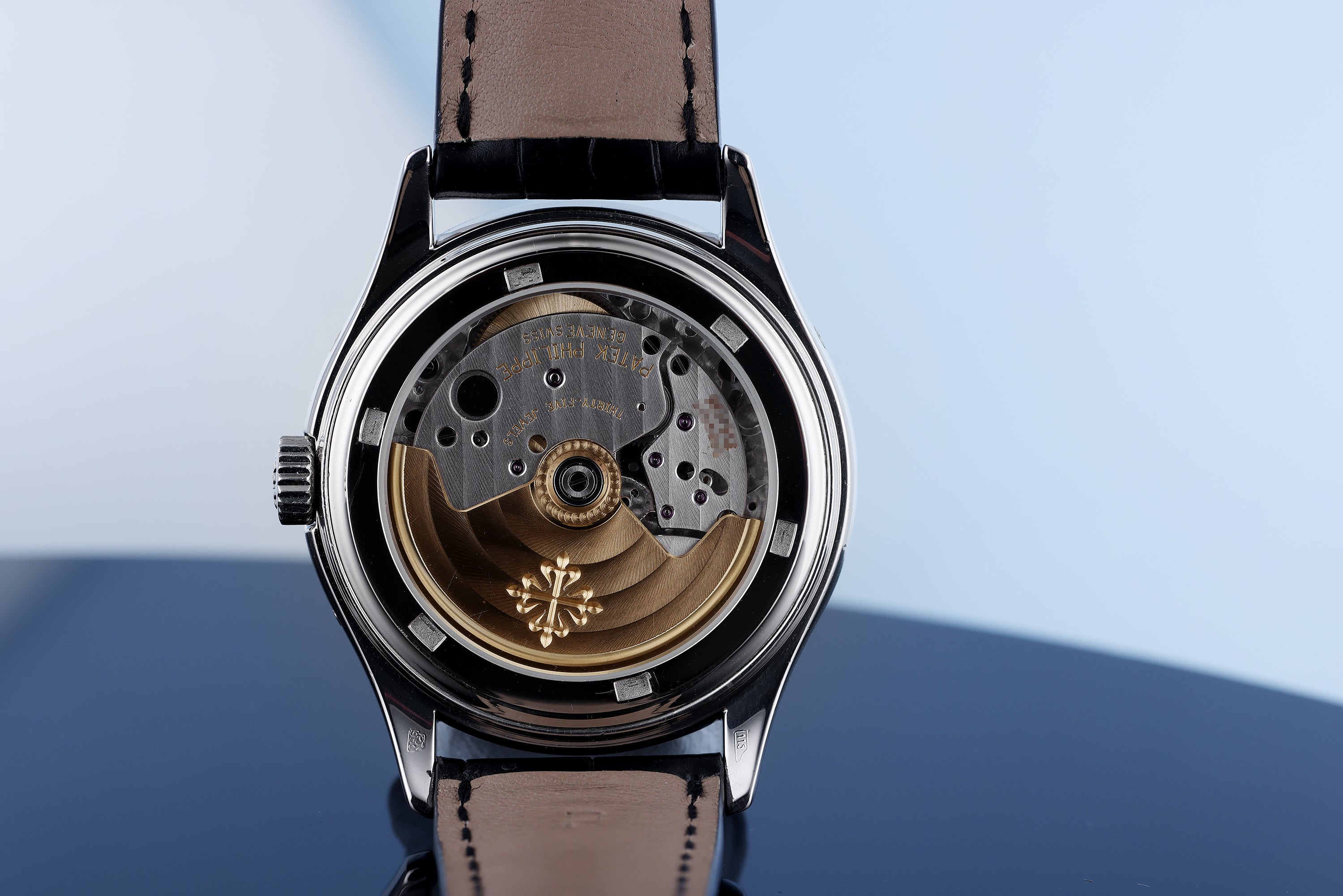 Patek Philippe Annual Calendar | REF. 5035 | Platinum | Black Dial | 37mm | 1998 | Extract from the Archives