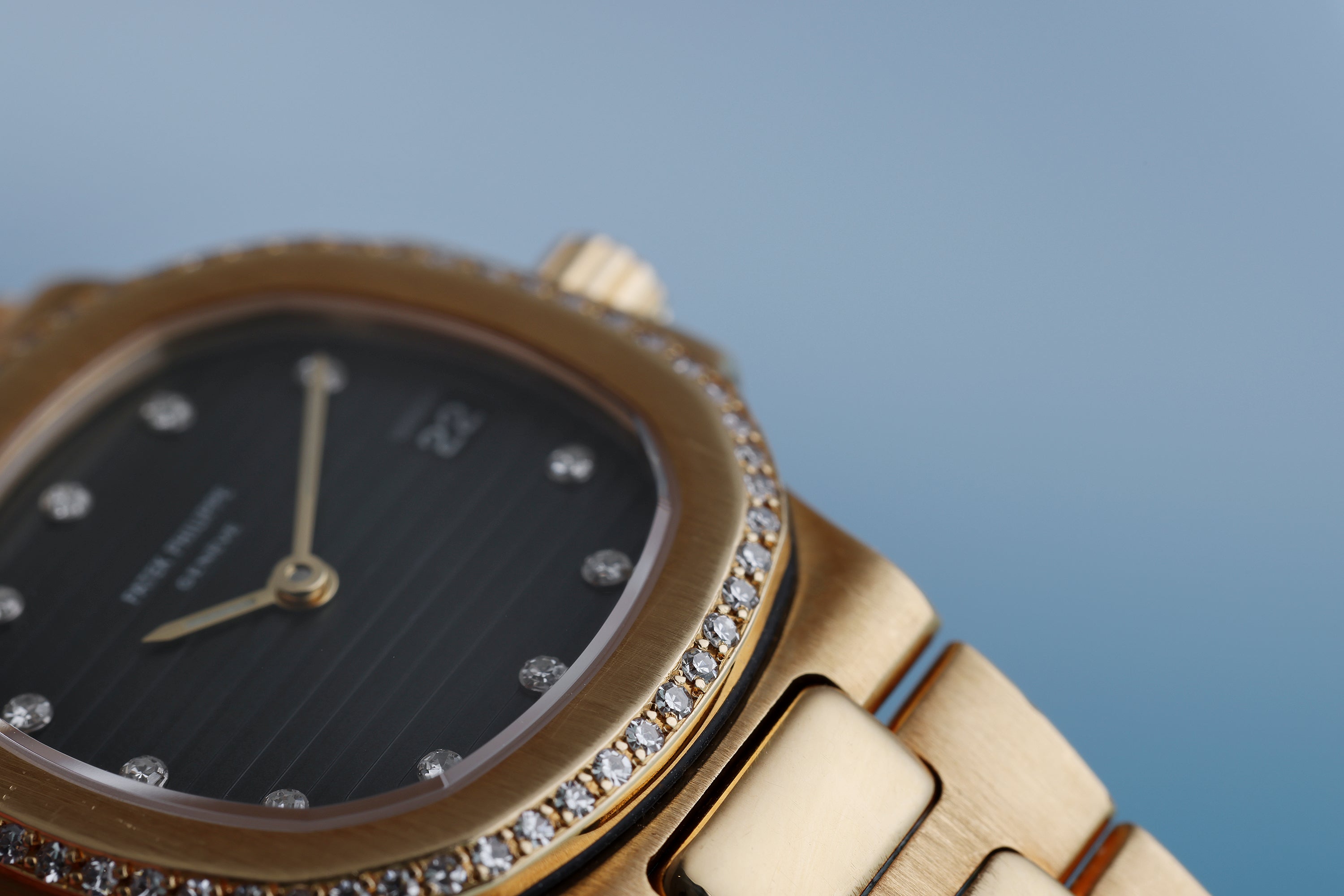 Patek Philippe Lady Nautilus | REF. 4700/2J-053 | Black Dial | Diamond Hours & Bezel | 18k Yellow Gold