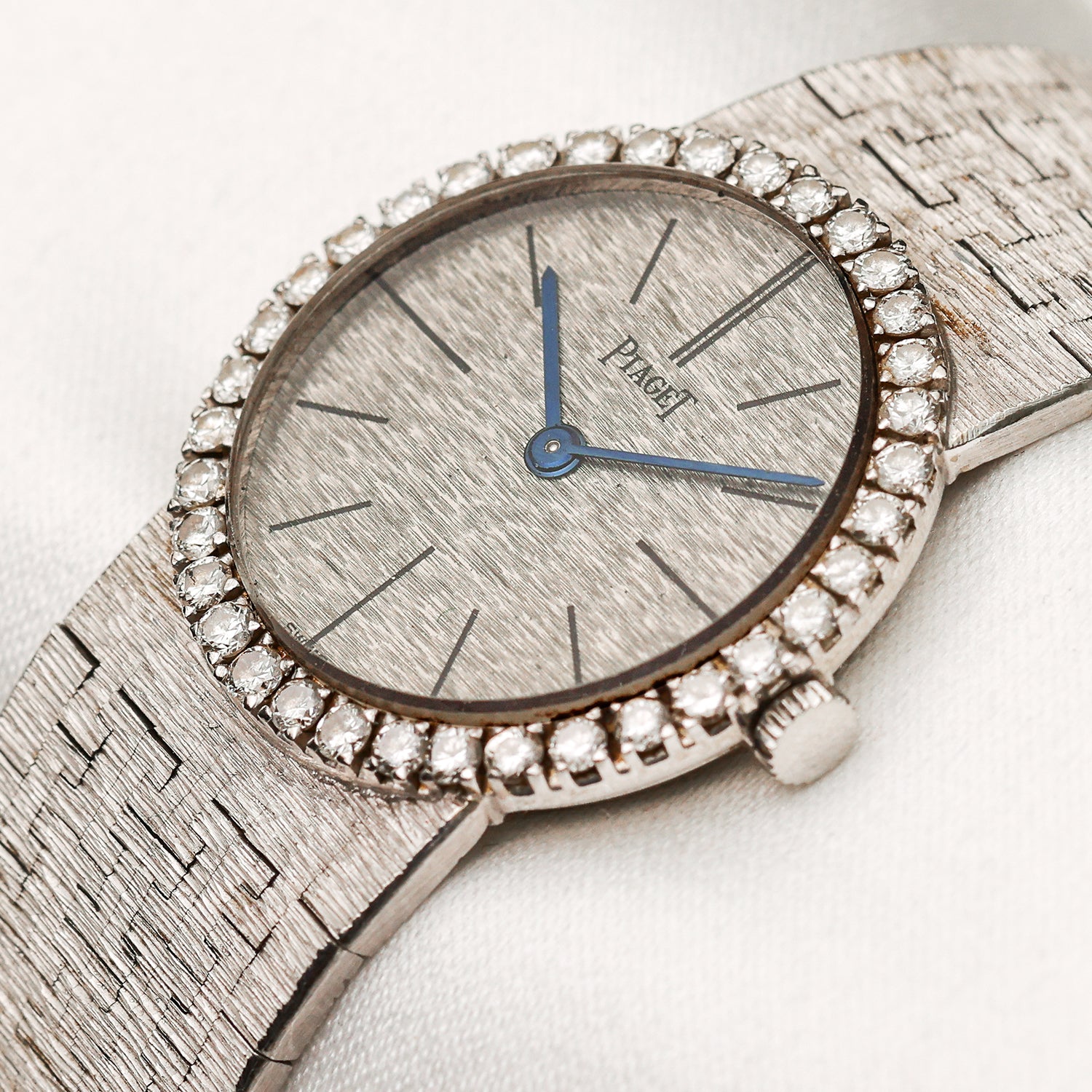 Piaget 18K White Gold Diamond Bezel Second Hand Watch Collectors 4