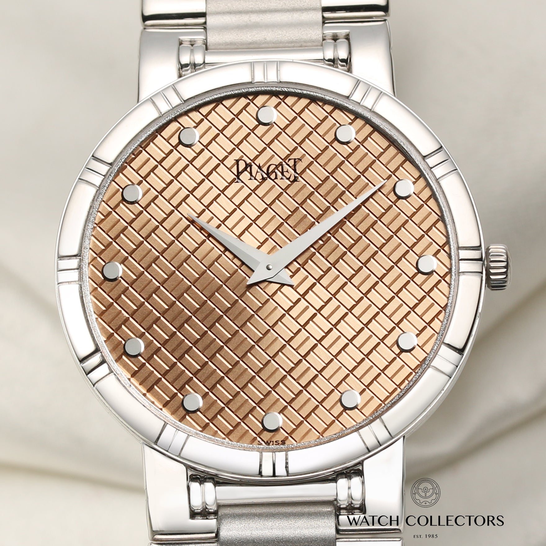 Piaget 18K White Gold Salmon Dial Second Hand Watch Collectors 2