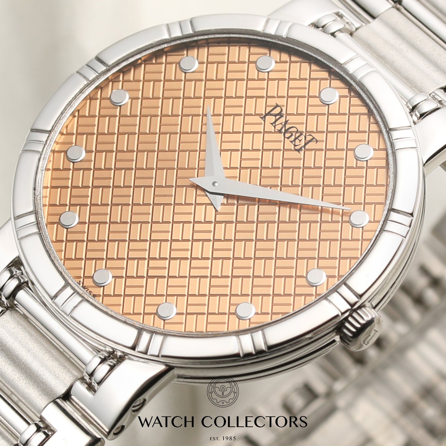 Piaget 18K White Gold Salmon Dial Second Hand Watch Collectors 5