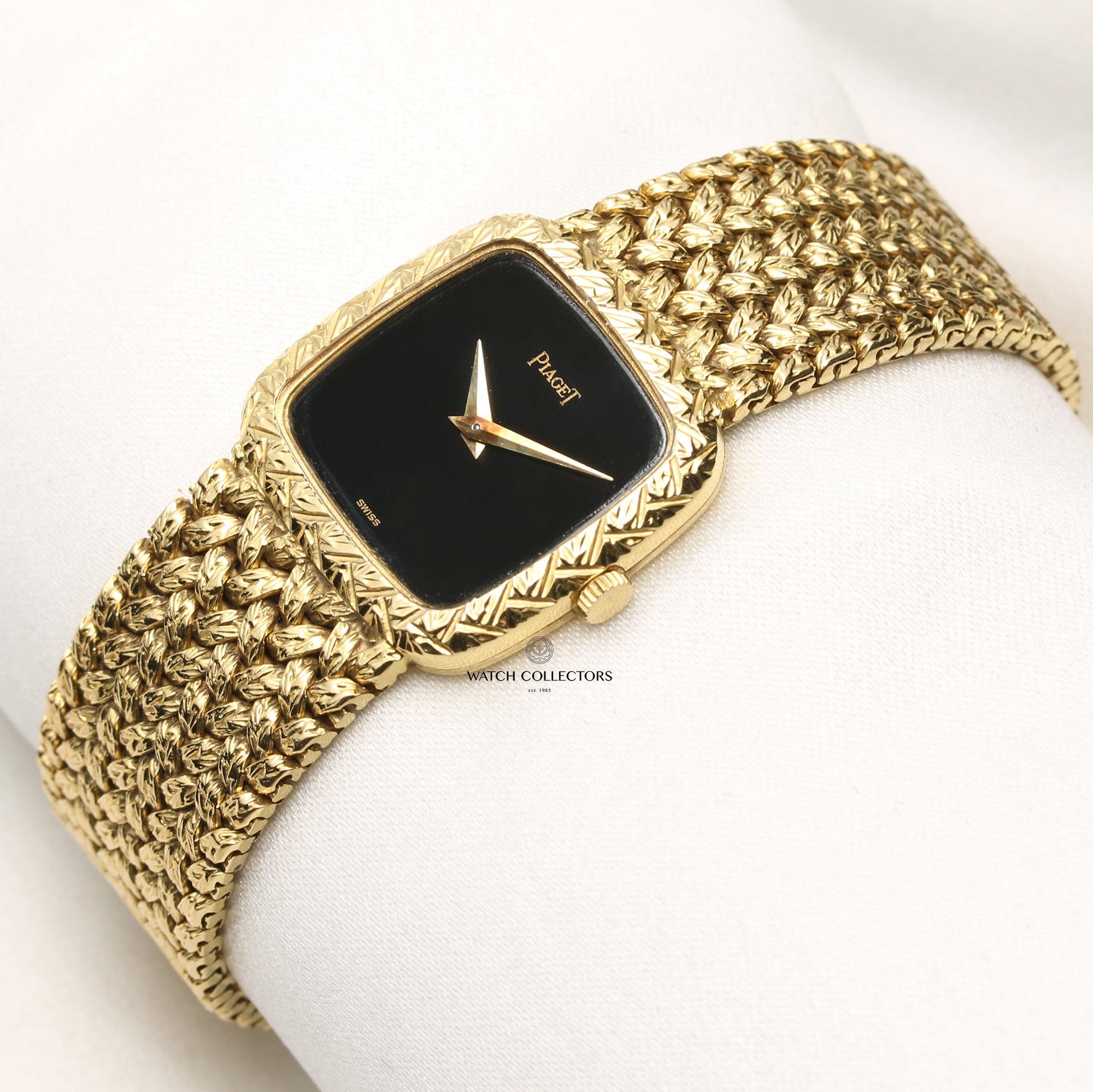 Piaget 18K Yellow Gold Onyx Dial Second Hand Watch Collectors 3