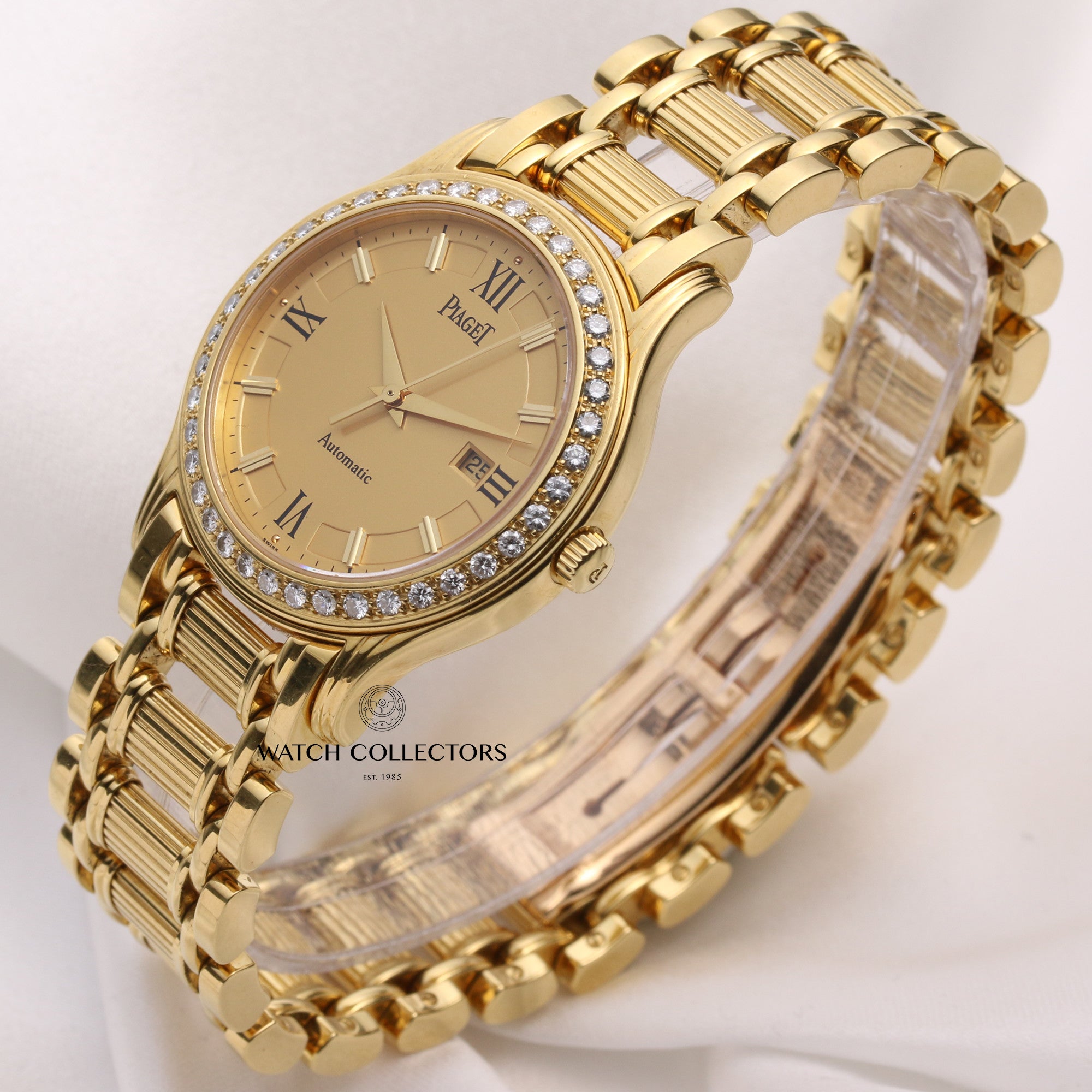 Piaget-Polo-24005-M-501-D-Diamond-Bezel-18K-Yellow-Gold-Second-Hand-Watch-Collectors-3