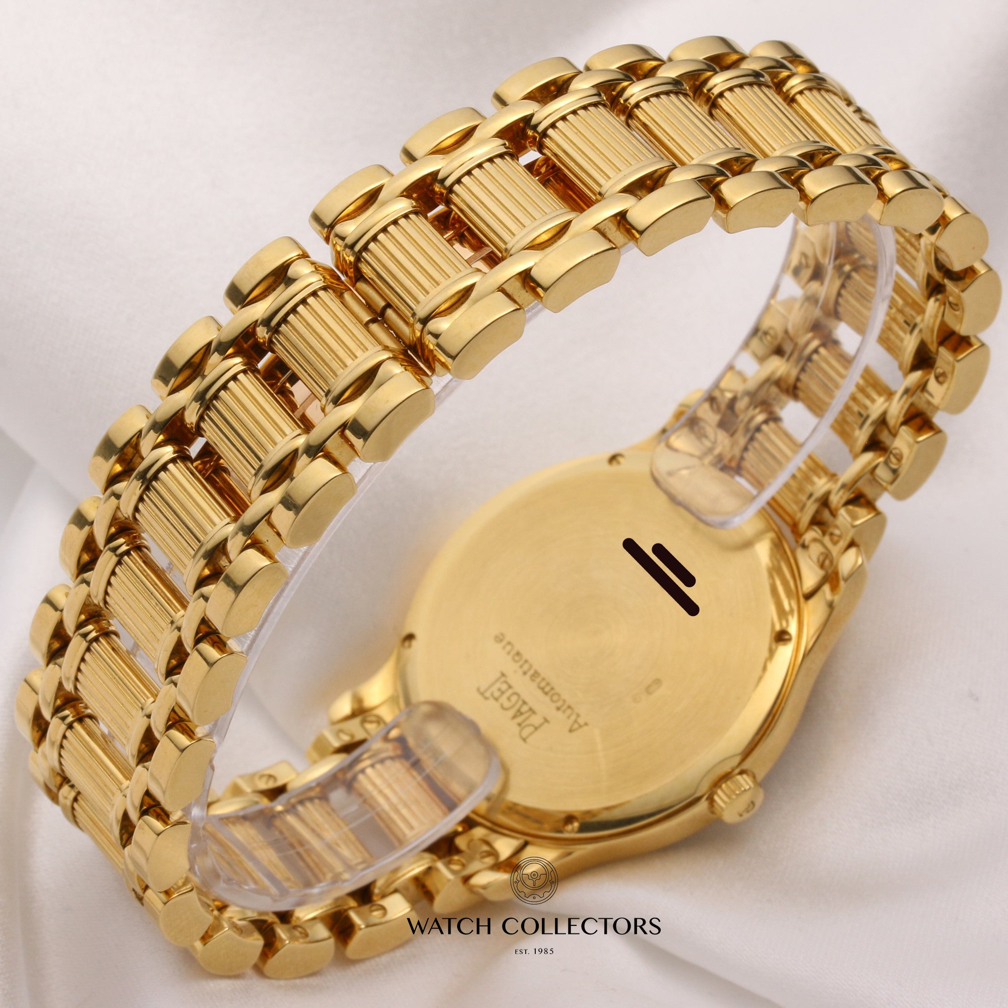 Piaget-Polo-24005-M-501-D-Diamond-Bezel-18K-Yellow-Gold-Second-Hand-Watch-Collectors-5
