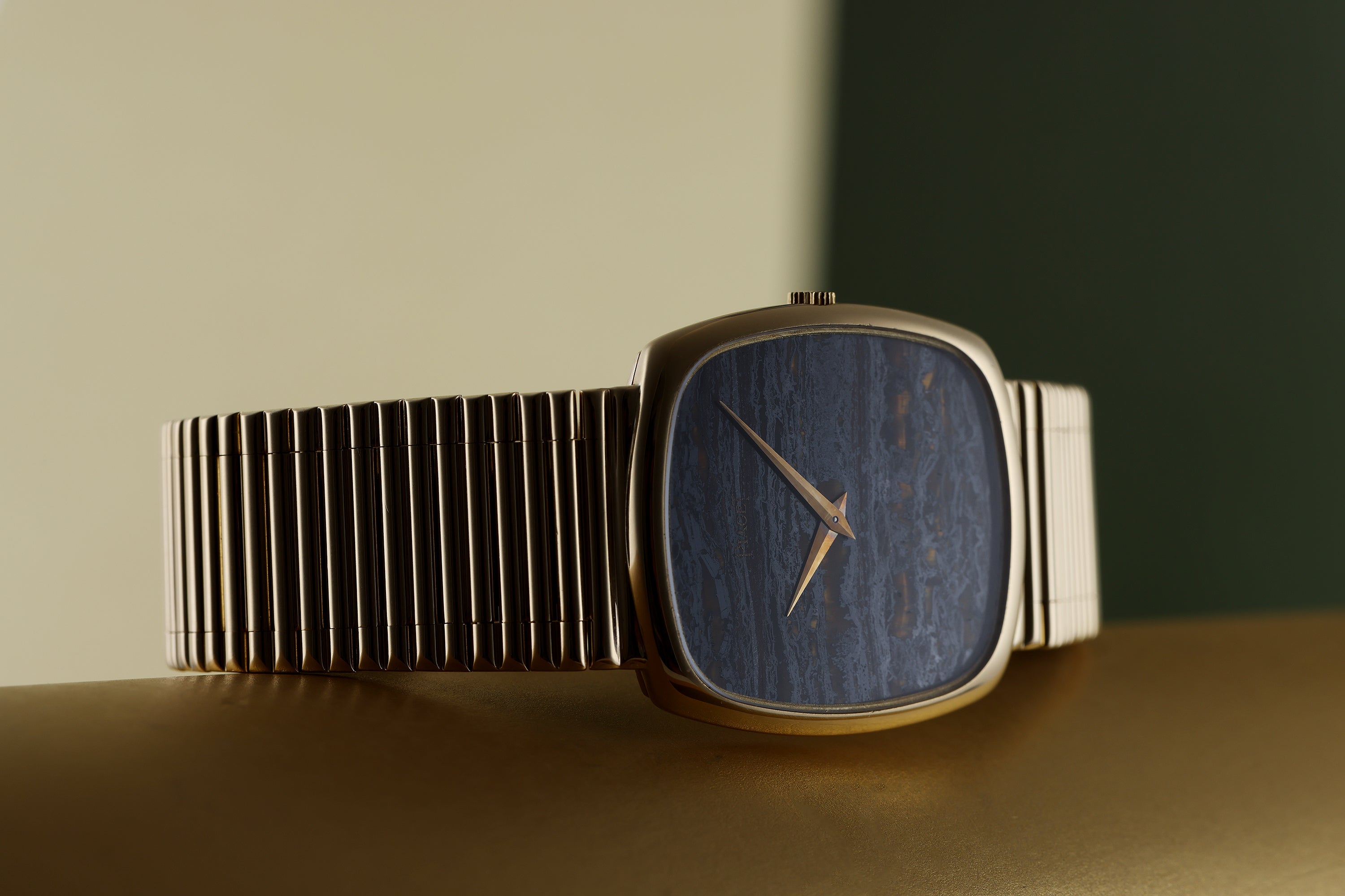 Piaget Black Tie-Emperador | REF. 9591 G 1 | Stone dial | 18k Yellow Gold | 29.5mm