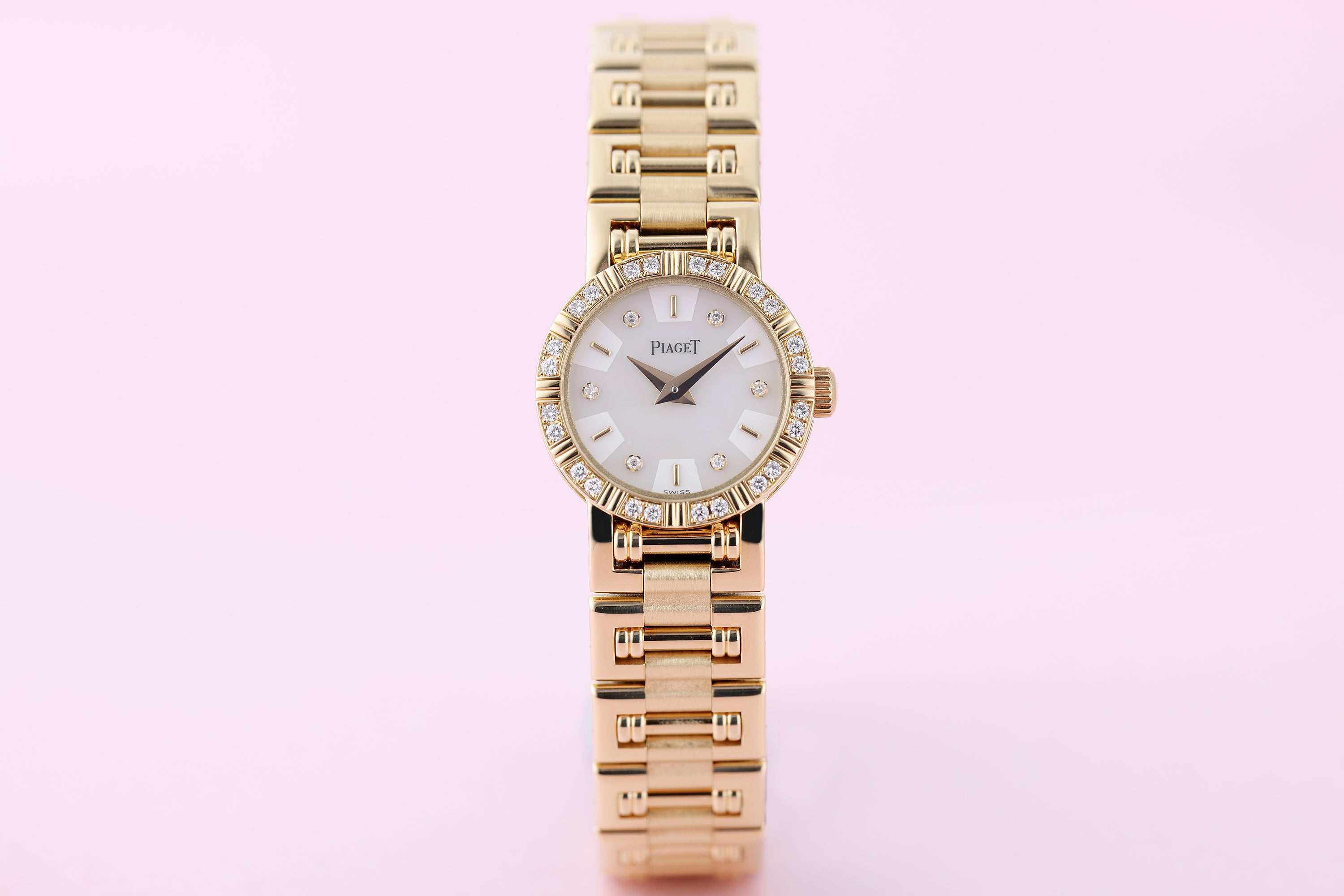 Piaget Dancer | REF. 5964 A K 81 | 18k Yellow Gold | Mother of Pearl dial, Diamond Hours & Bezel