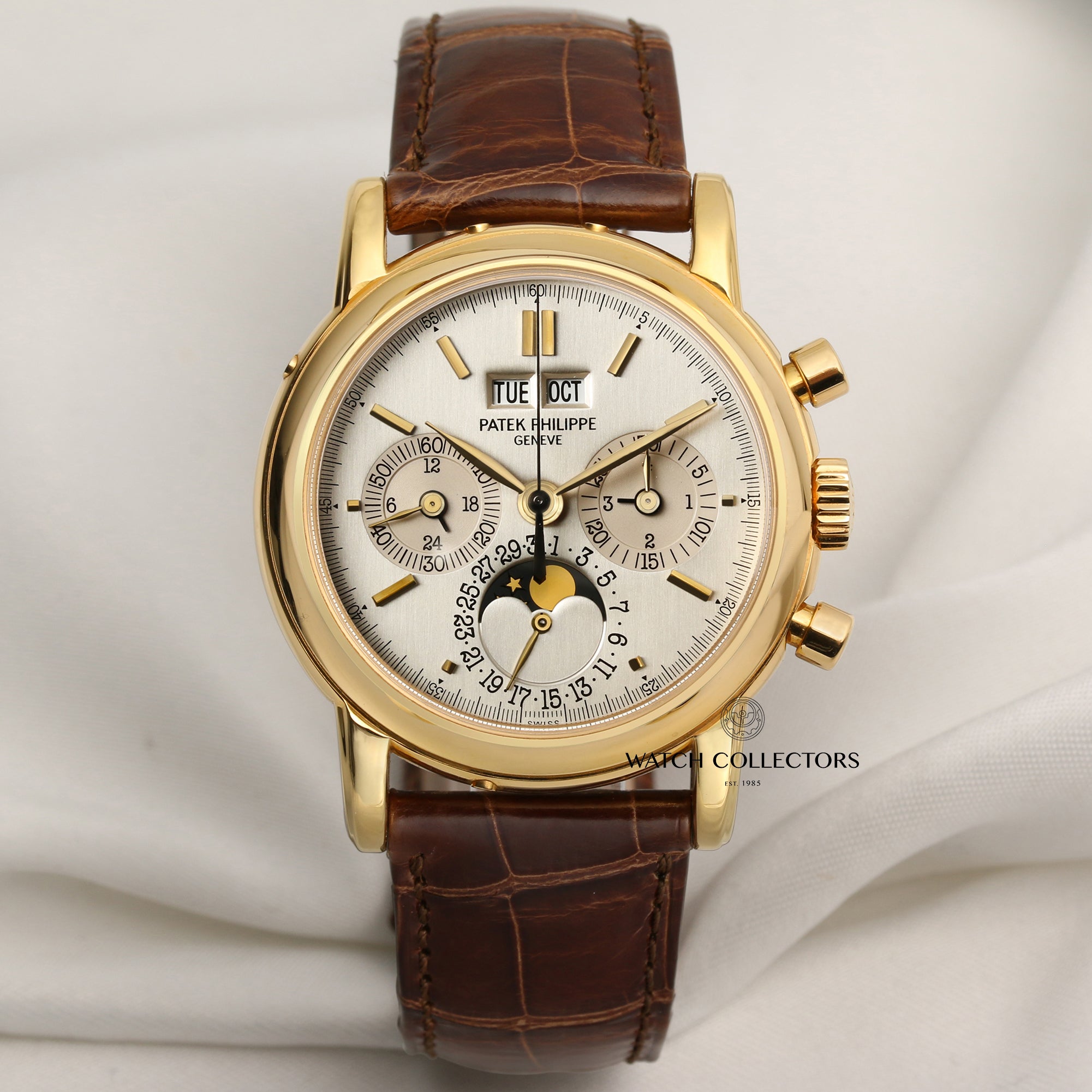 Rare-Patek-Philippe-3971-Grand-Complications-Perpetual-Calendar-Chronograph-18K-Yellow-Gold-Second-Hand-Watch-Collectors-1