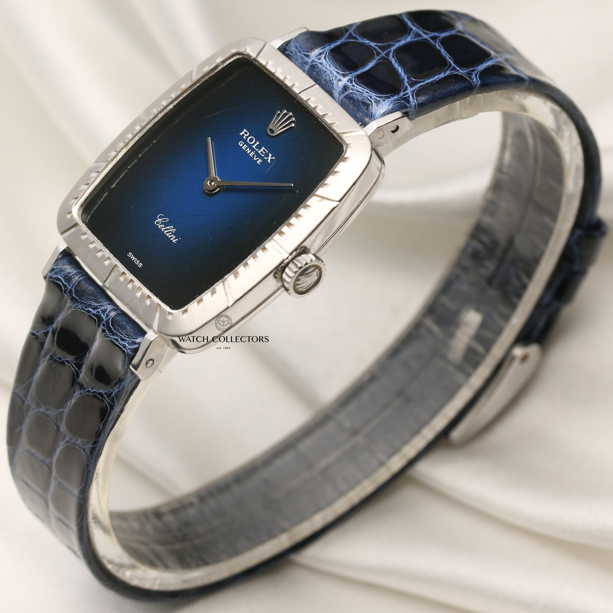 Rolex Cellini 18K White Blue Degrading Spider Dial Second Hand Watch Collectors 3