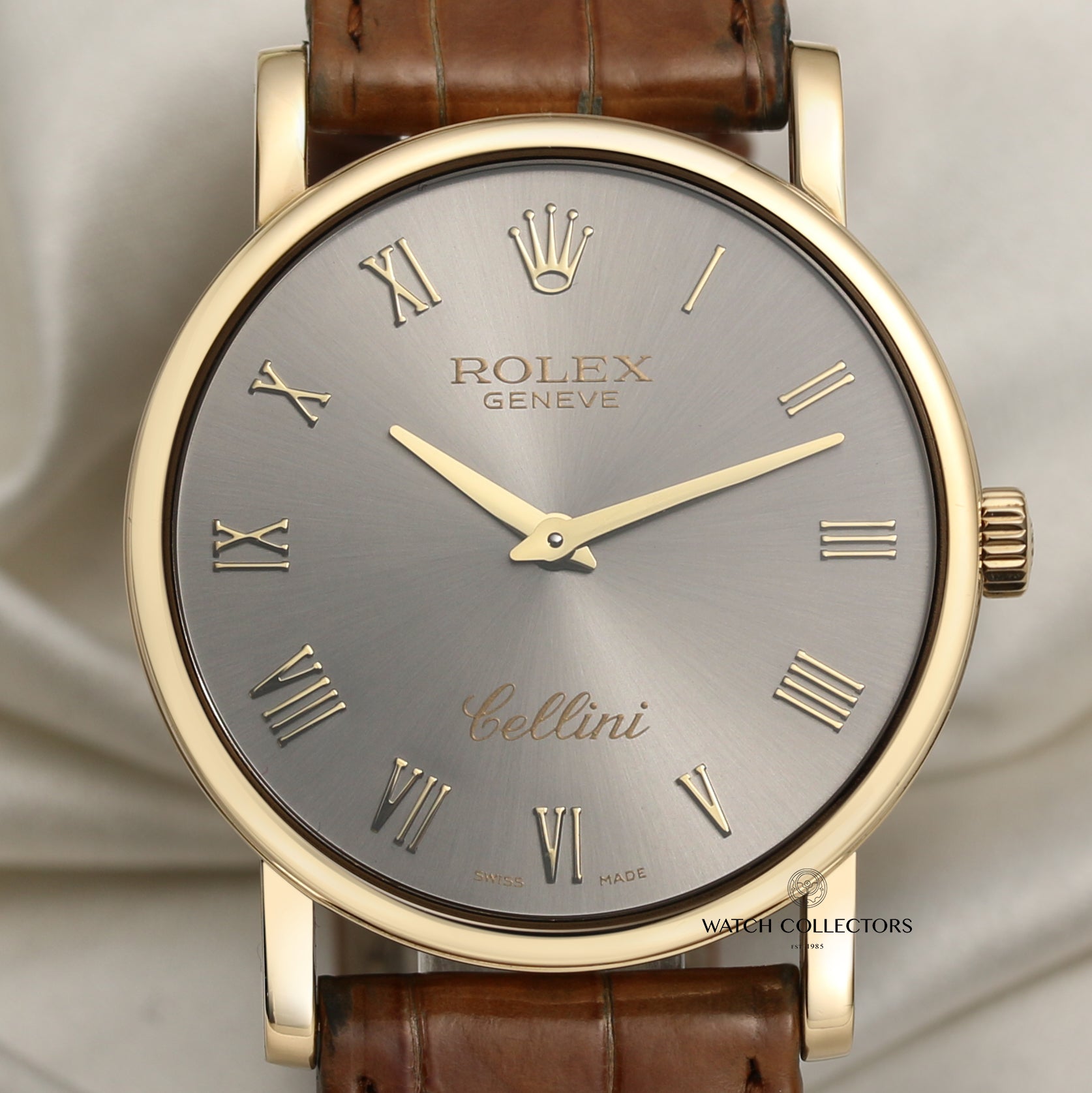 Rolex Cellini 18K Yellow Gold Second Hand Watch Collectors 2