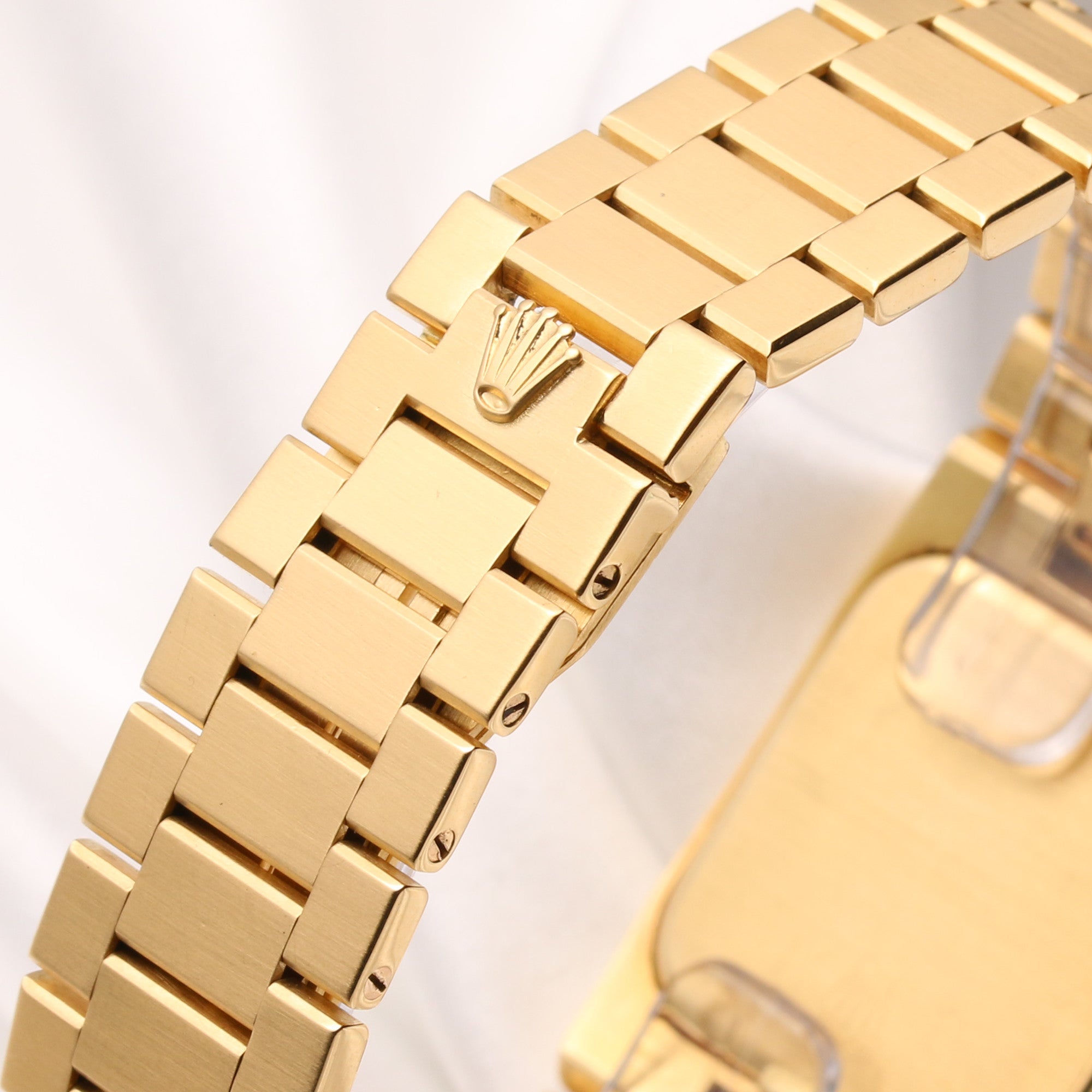 Rolex Cellini 18K Yellow Gold Second Hand Watch Collectors 6