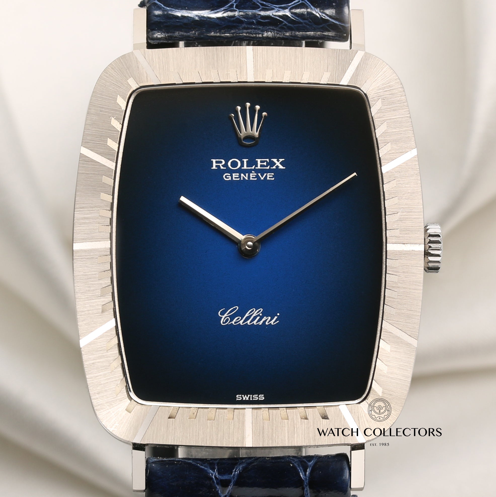 Rolex Cellini 4037 18K White Gold Blue Degrading Dial Second Hand Watch Collectors 2