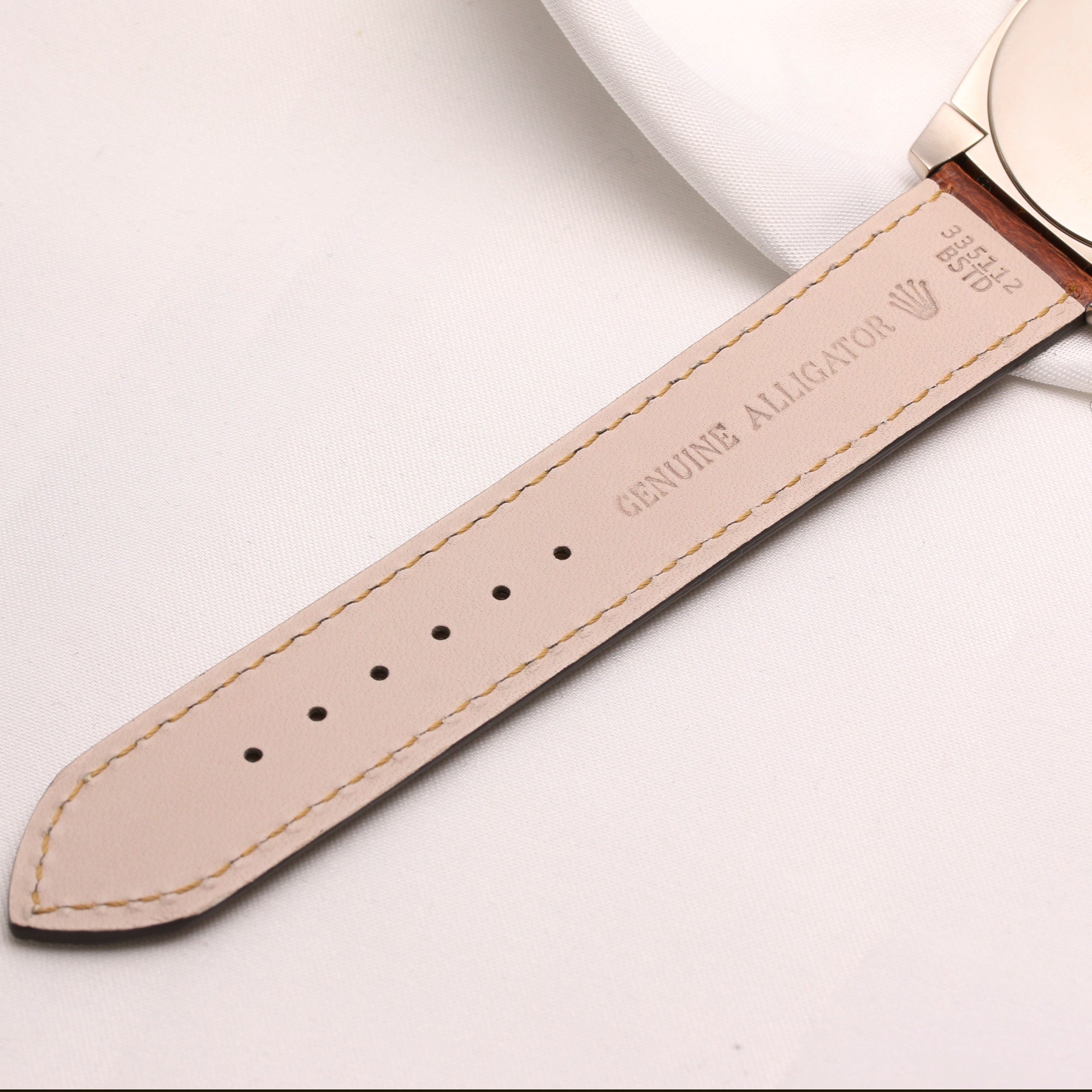 Rolex Cellini 5330 18K White Gold White Dial Second Hand Watch Collectors 7