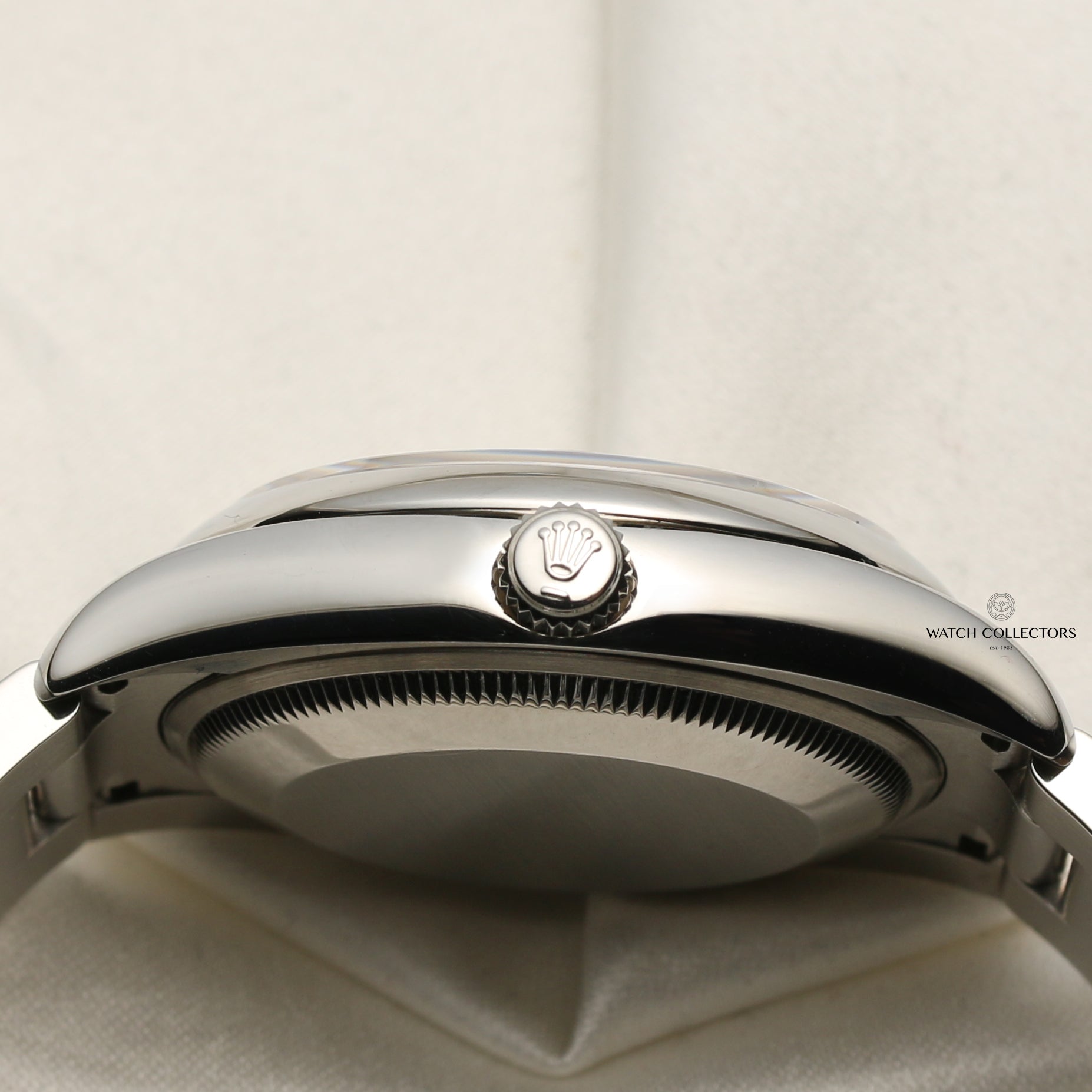 Rolex Date 115200 Stainless Steel Second Hand Watch Collectors 6