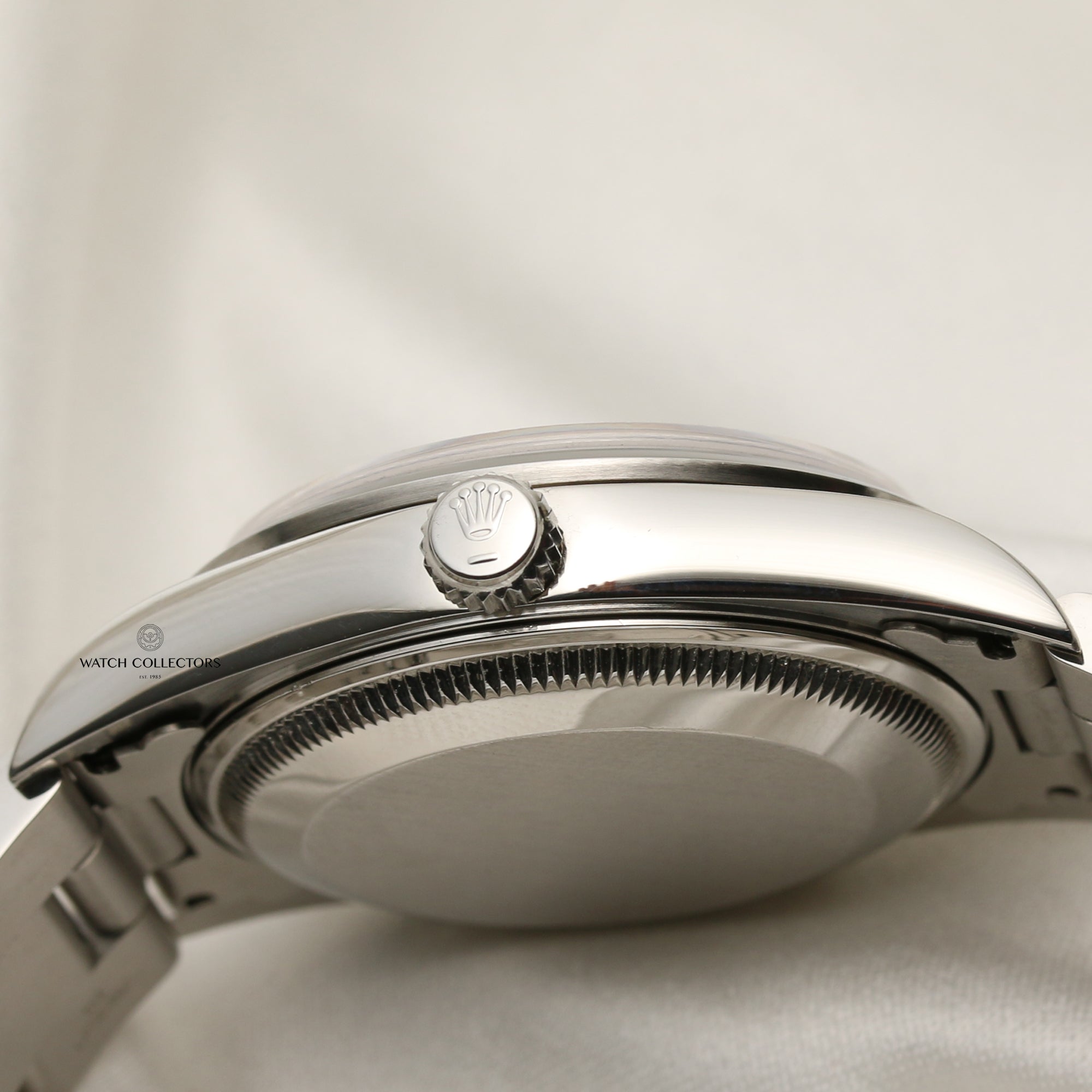 Rolex Date 15200 Stainless Steel Second Hand Watch Collectors 5