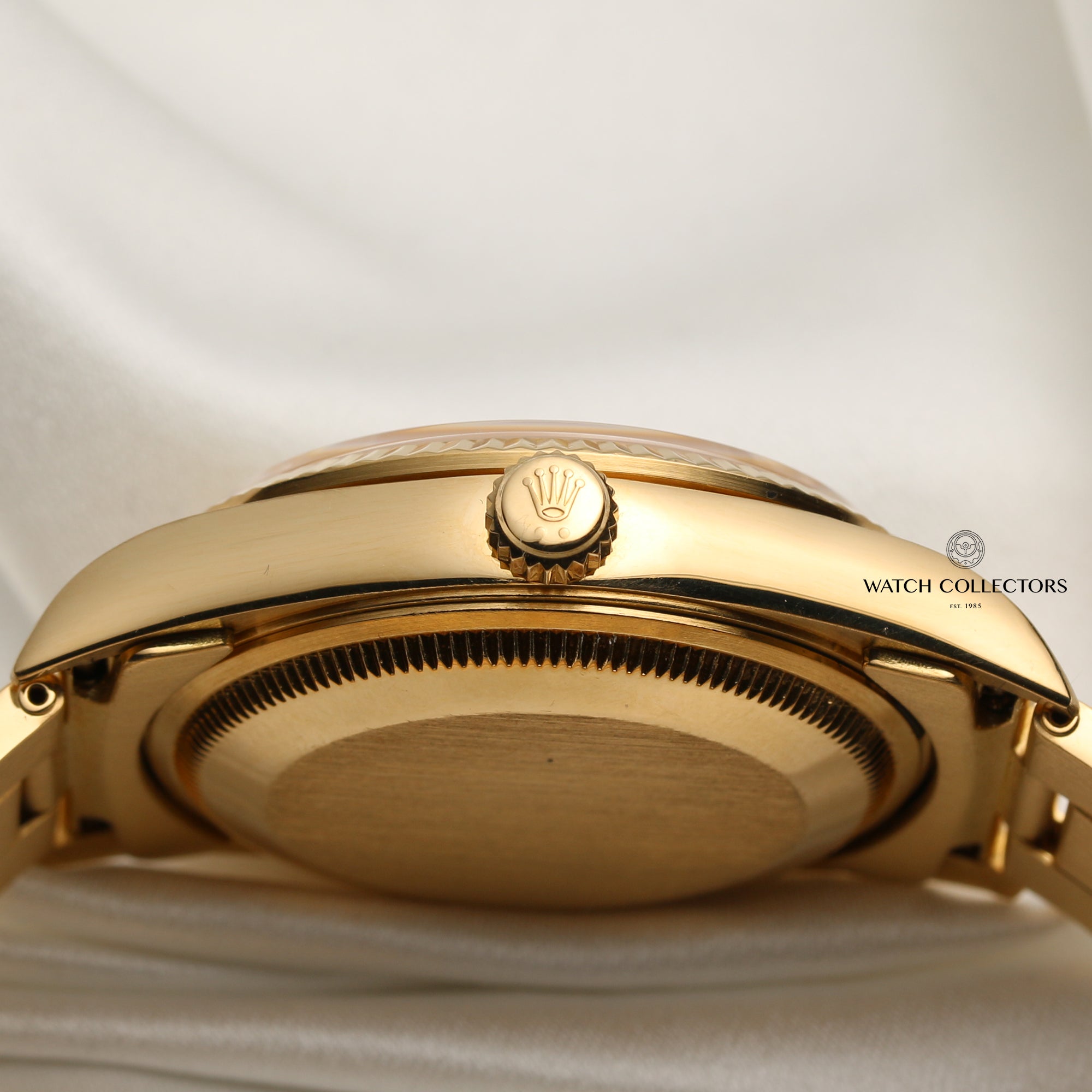 Rolex Date 15238 18K Yellow Gold Second Hand Watch Collectors 6