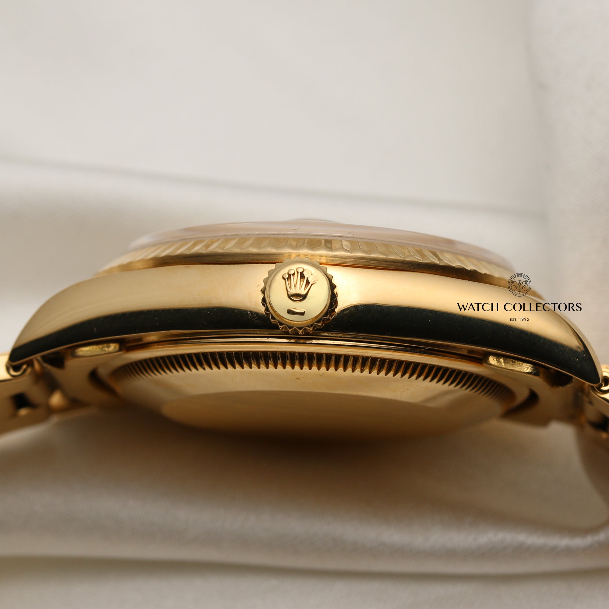 Rolex Date 18K Yellow Gold Second Hand Watch Collectors 5