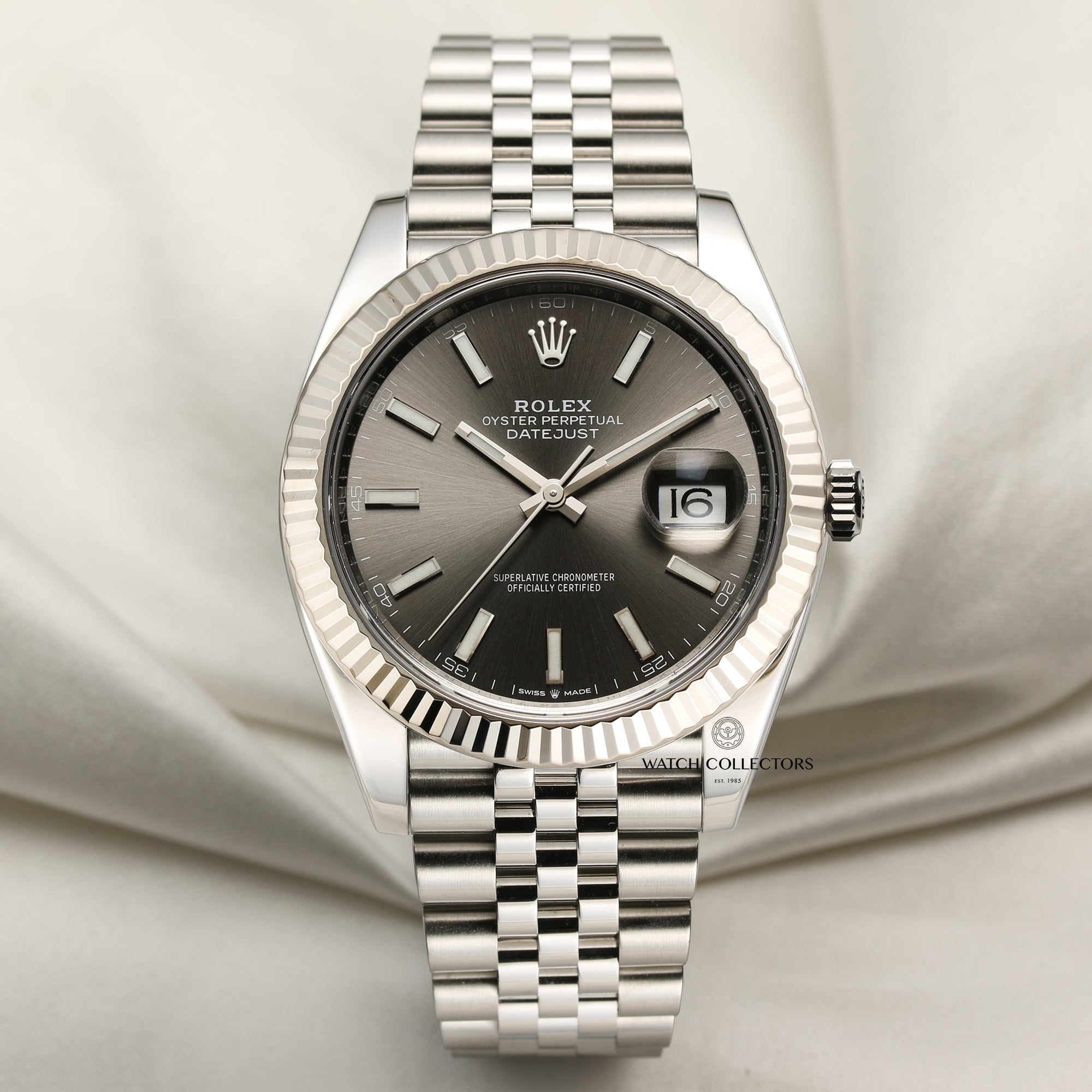 Rolex DateJust 41 126334 Rhodium Dial Stainless Steel Second Hand Watch Collectors 1