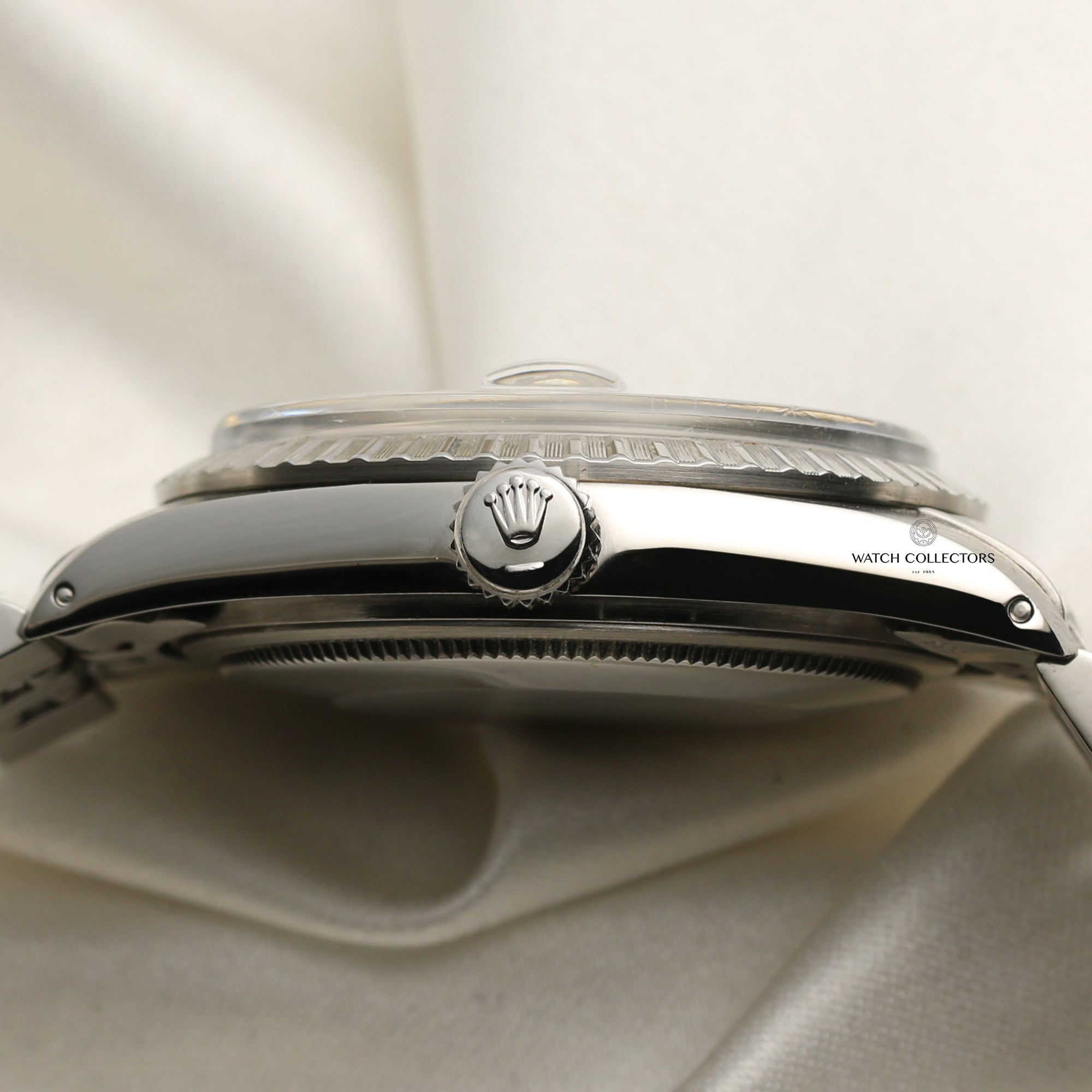 Rolex DateJust Stainless Steel Black Dial Second Hand Watch Collectors 6