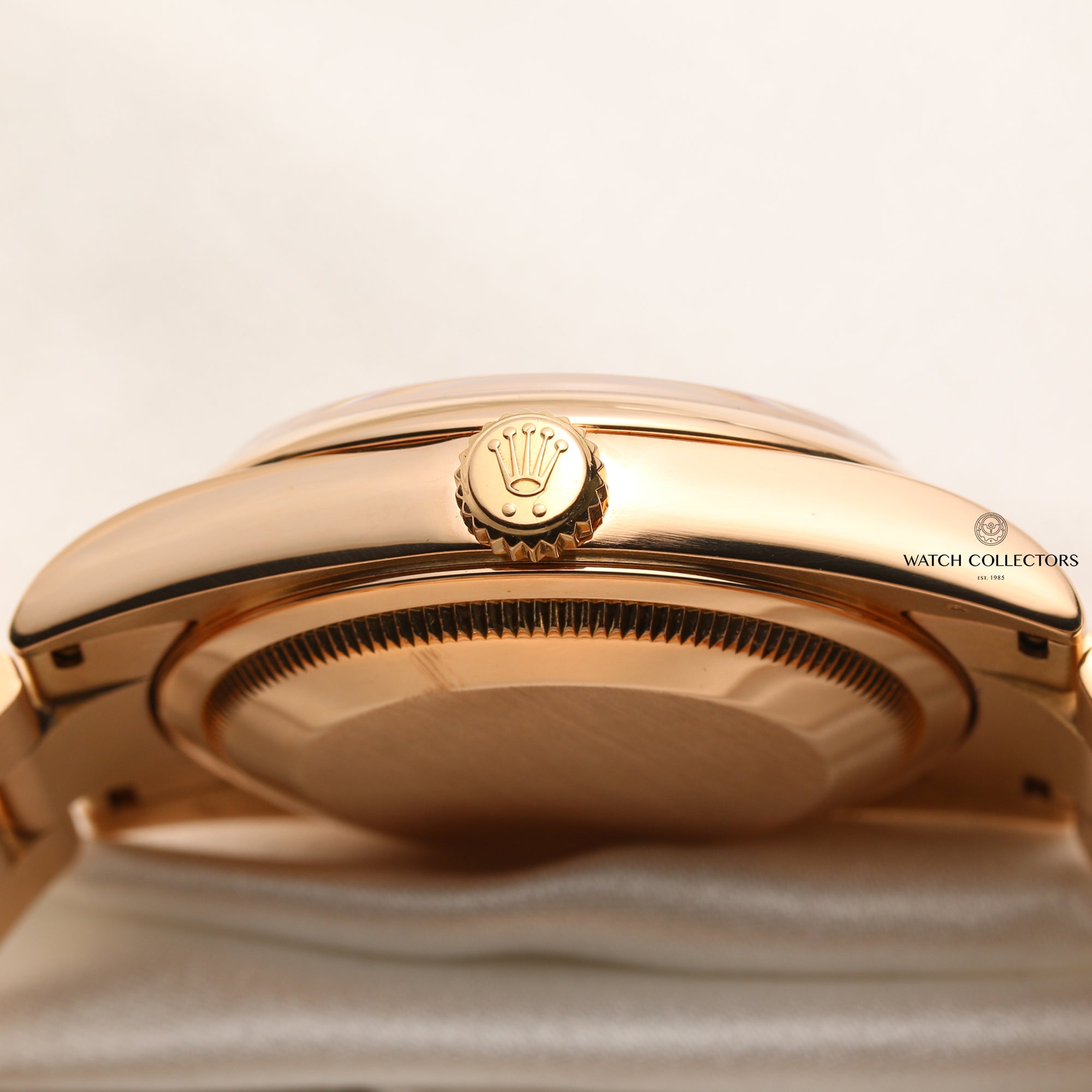 Rolex Day-Date 118205 18K Rose Gold Second Hand Watch Collectors 7