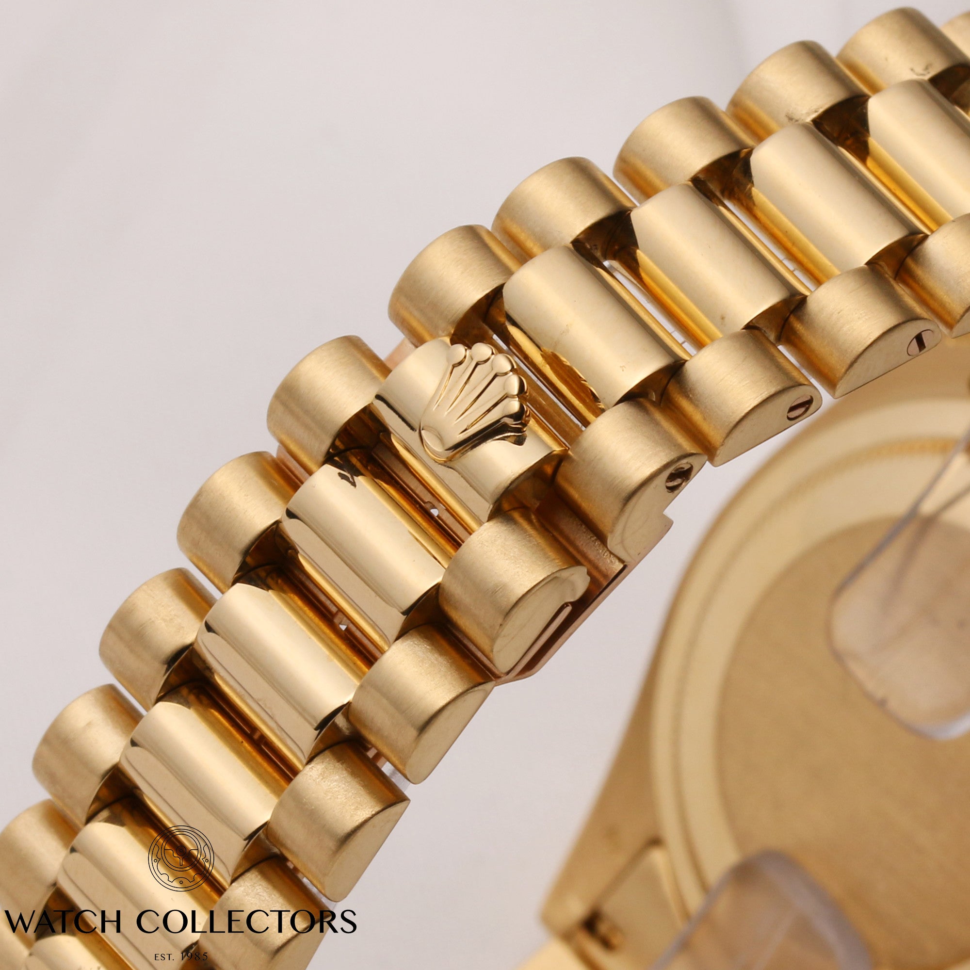 Rolex-Day-Date-118208-Champagne-Arabic-Numeral-Dial-18K-Yellow-Gold-Second-Hand-Watch-Collectors-6