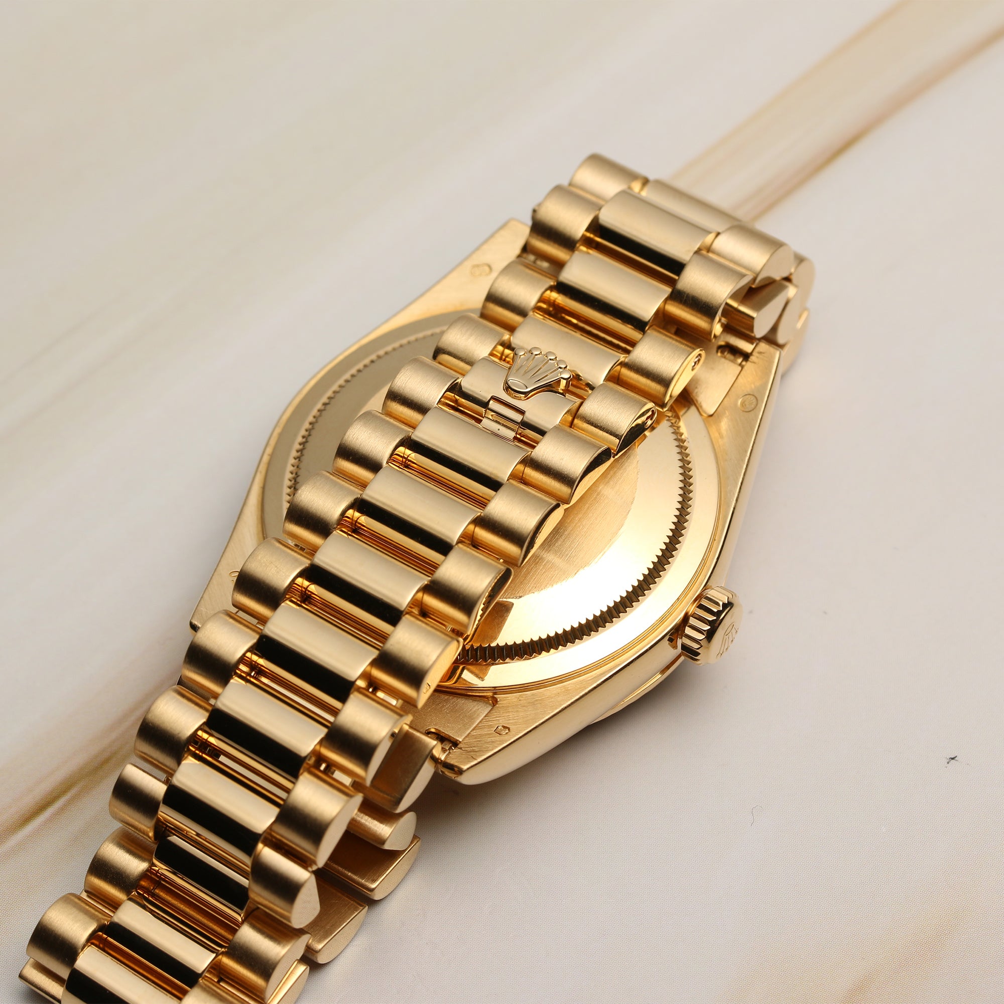 Rolex Day-Date 118238 18K Yellow Gold Champagne Dial Second hand Watch Collectors 7