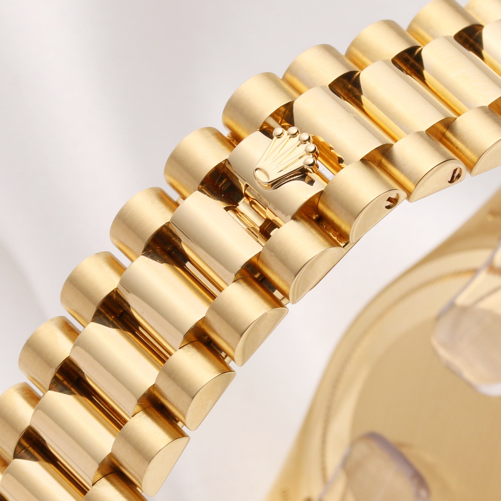 Rolex Day-Date 118238 Black Dial 18K Yellow gold Second Hand Watch Collectors 6