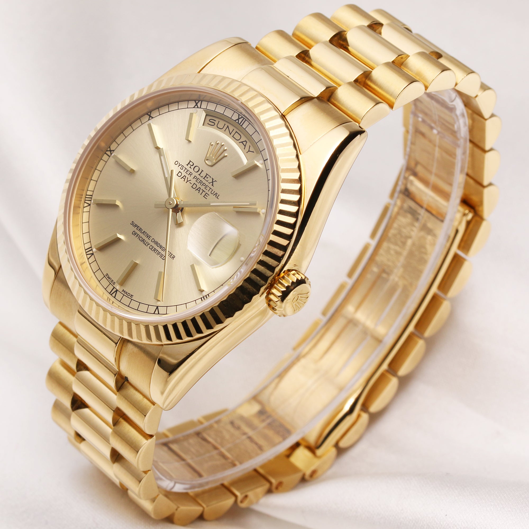 Rolex Day-Date 118238 Champagne Dial 18K Yellow gold Second Hand Watch Collectors 3