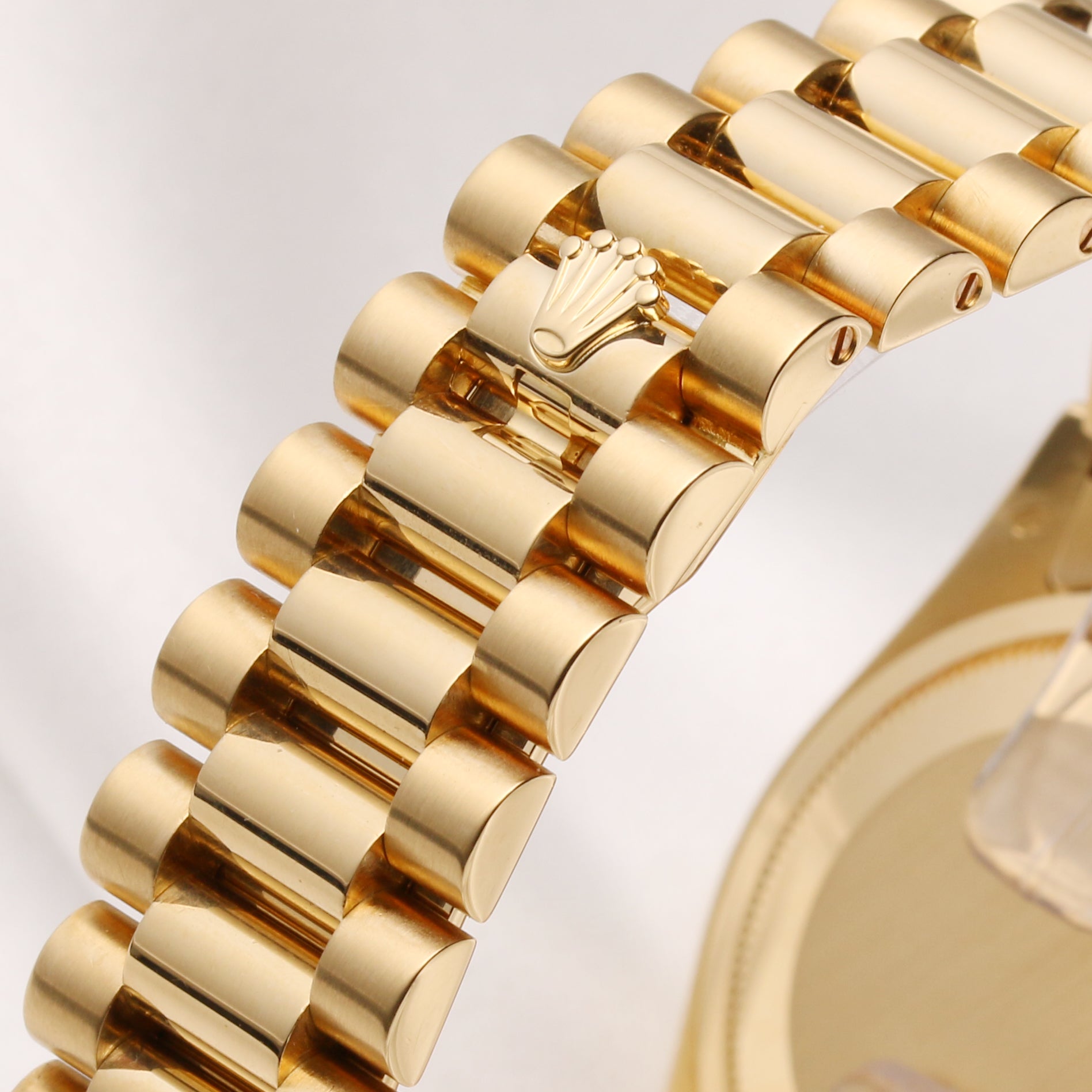 Rolex Day-Date 118238 Champagne Dial 18K Yellow gold Second Hand Watch Collectors 6