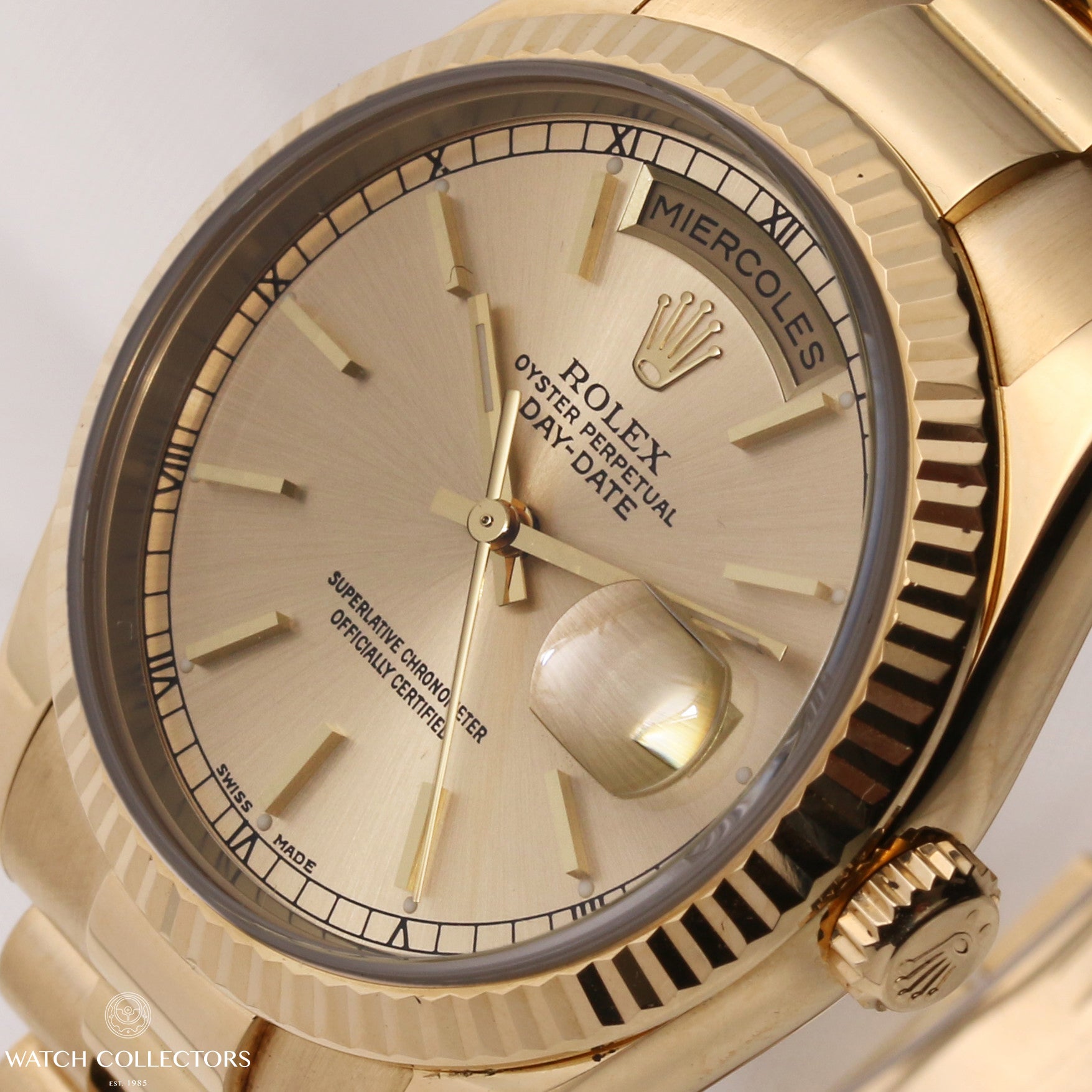 Rolex-Day-Date-118238-Champagne-Dial-F69-18K-Yellow-Gold-Second-Hand-Watch-Collectors-4