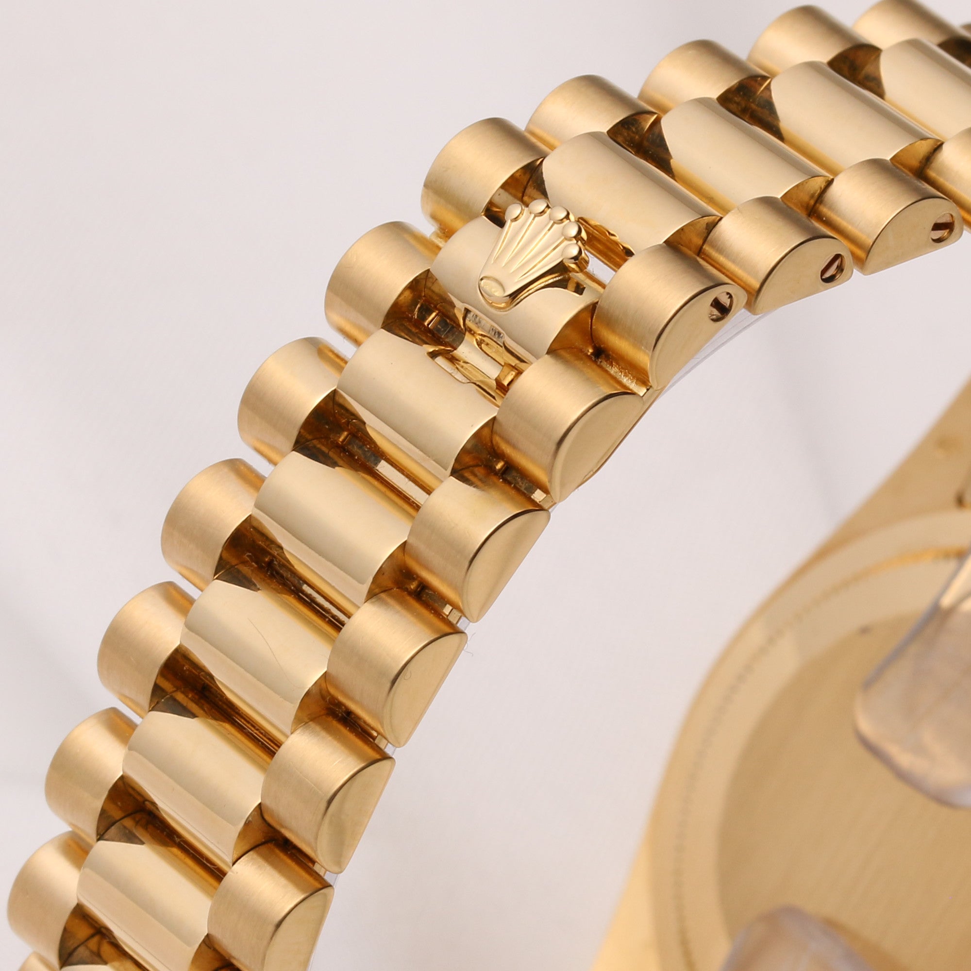 Rolex Day-Date 118238 Silver Dial 18K Yellow Gold Second Hand Watch Collectors 6