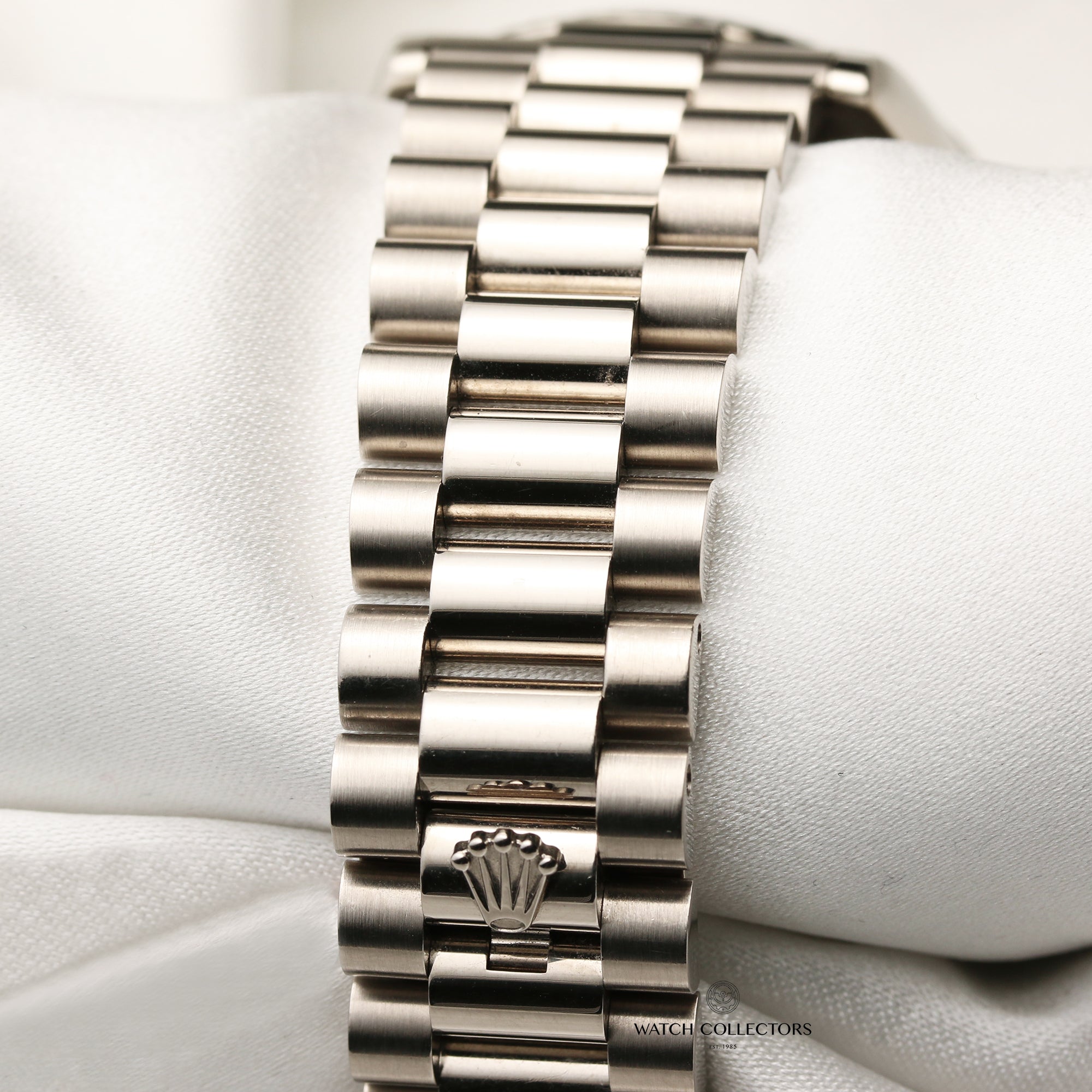 Rolex Day-Date 118239 18K White Gold Black Diamond Dial Second Hand Watch Collectors 11