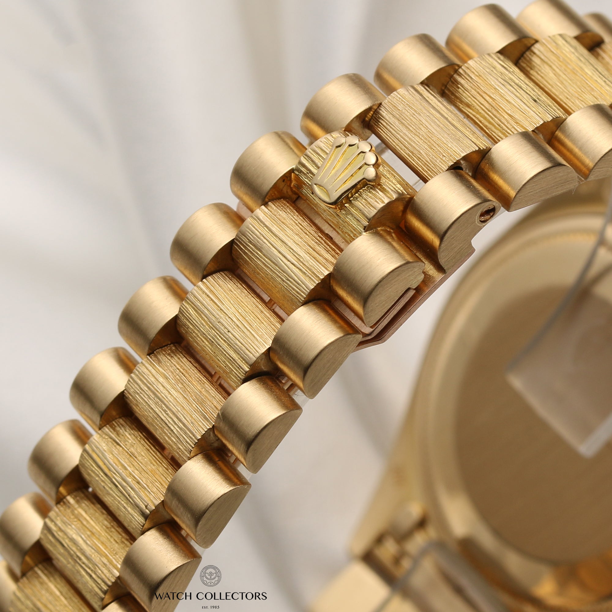 Rolex Day-Date 18078 18K Yellow Gold Blue Diamond Degrading Dial Bark Finish Second Hand Watch Collectors 10