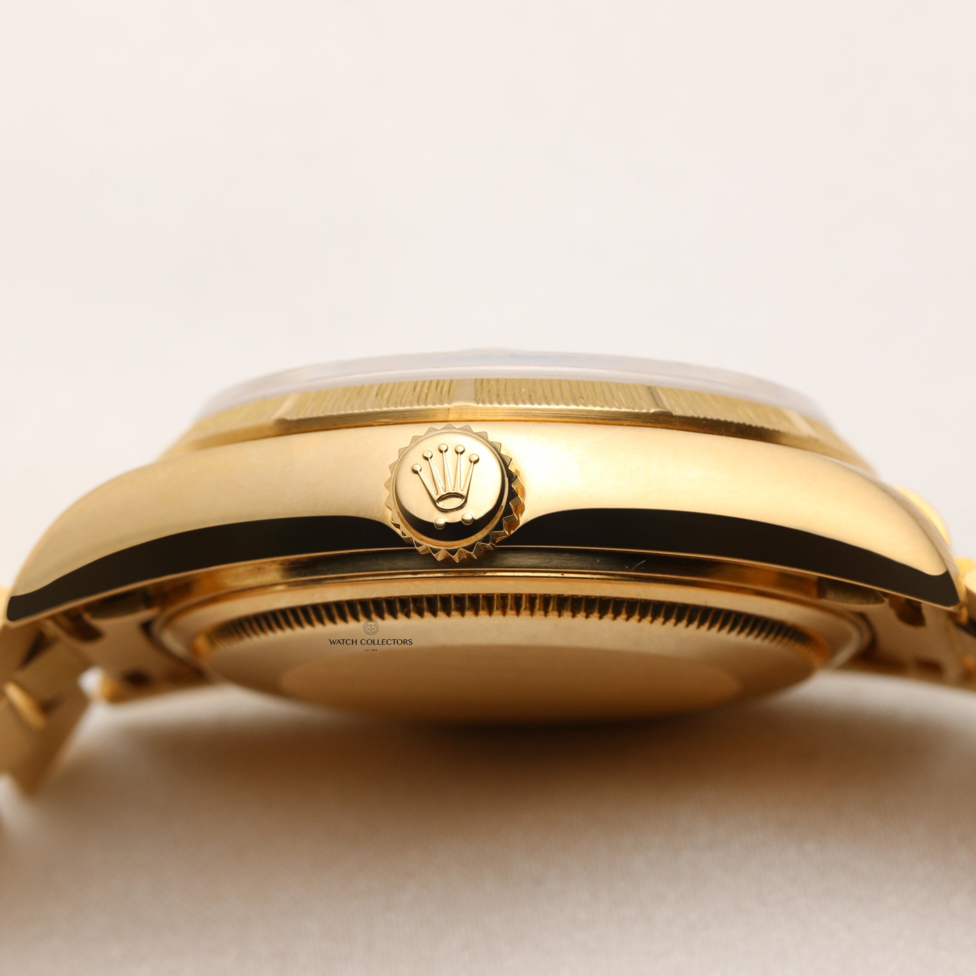 Rolex Day-Date 18078 18K Yellow Gold Blue Diamond Degrading Dial Bark Finish Second Hand Watch Collectors 6