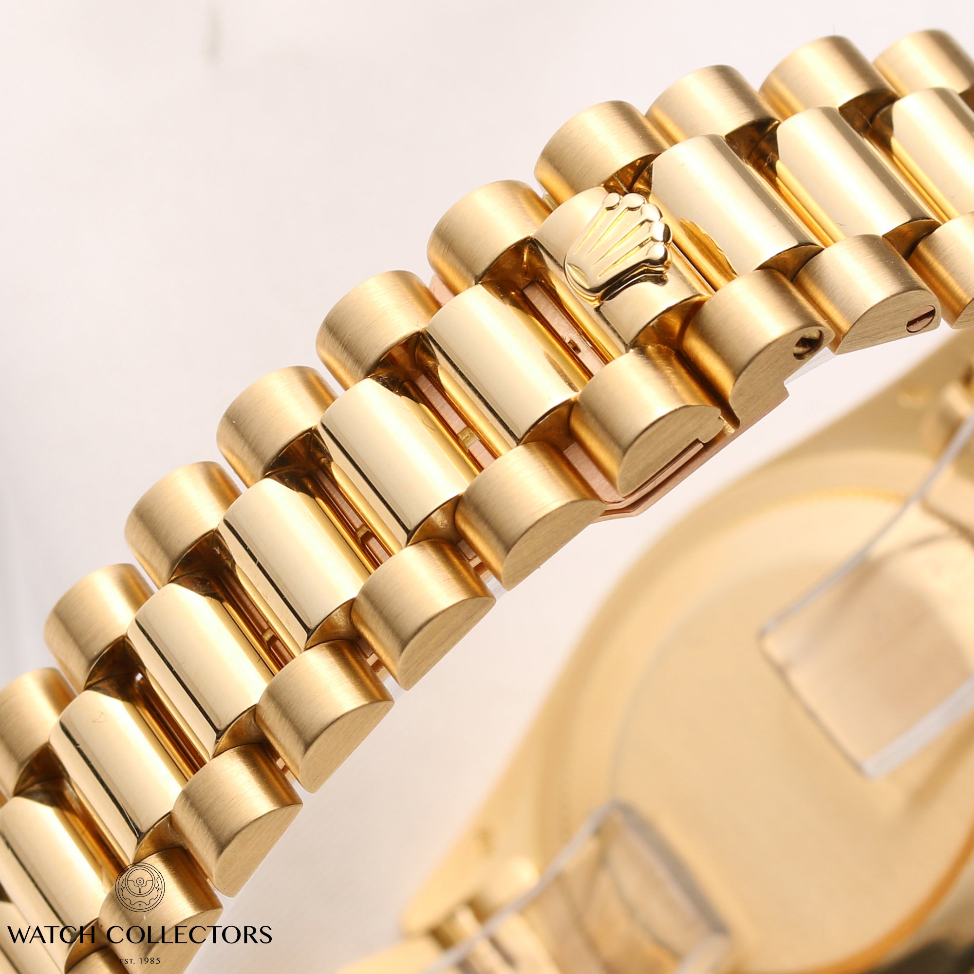 Rolex-Day-Date-18238-18K-Yellow-Gold-Champagne-Dial-Second-Hand-Watch-Collectors-8