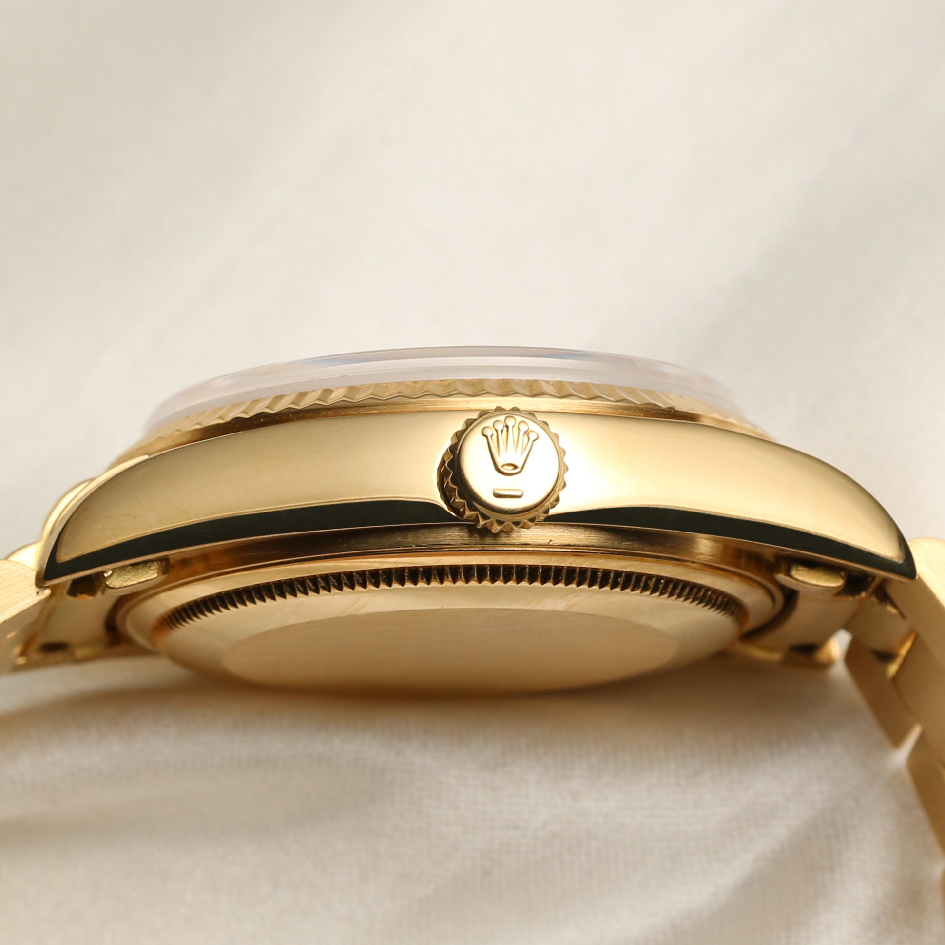 Rolex Day-Date 18K Yellow Gold Blue Diamond Dial Second Hand Watch Collectors 6