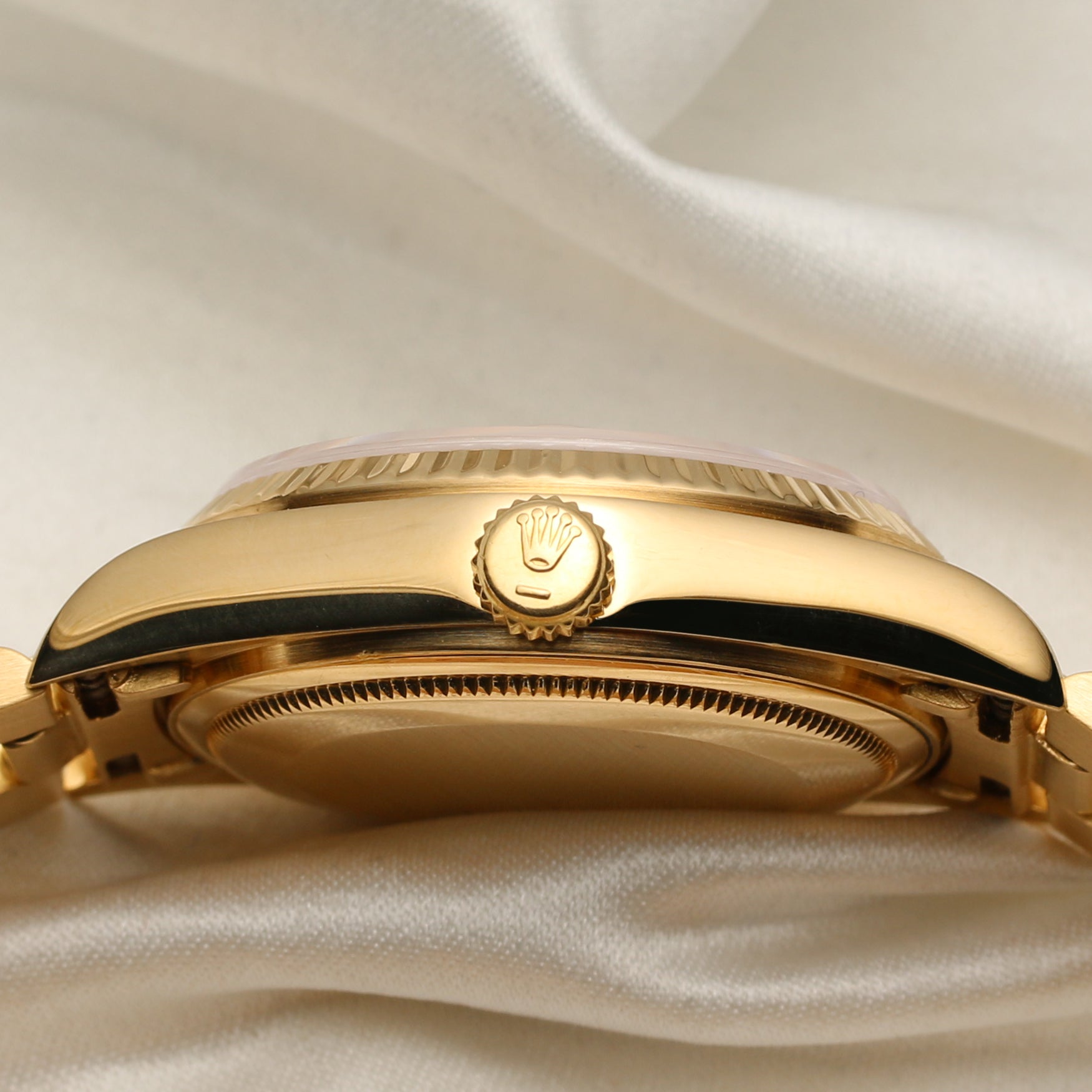 Rolex Day-Date 18K Yellow Gold White Roman Dial Second Hand Watch Collectors 5