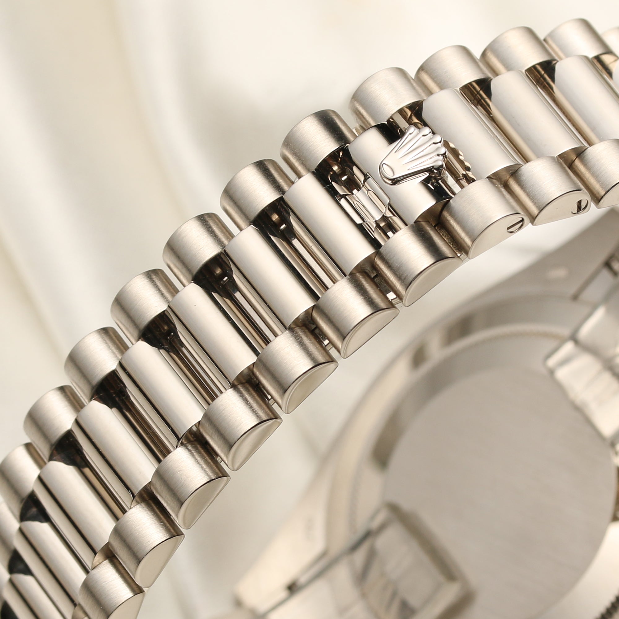 Rolex Day-Date 41 18K White Gold Green Olive Dial Second Hand Watch Collectors 10