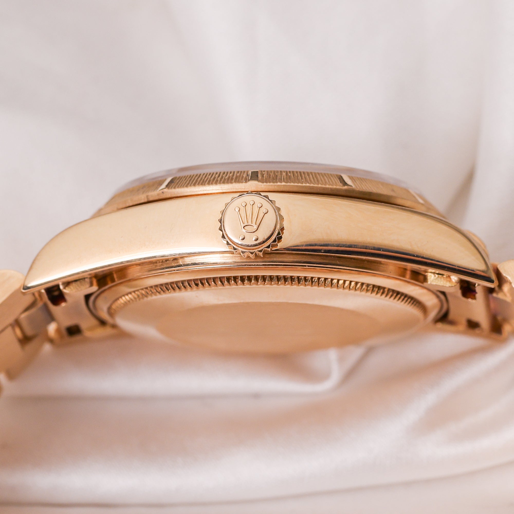 Rolex Day-Date Ghost Dial Bark Finish 18K Yellow Gold Second Hand Watch Collectors 5