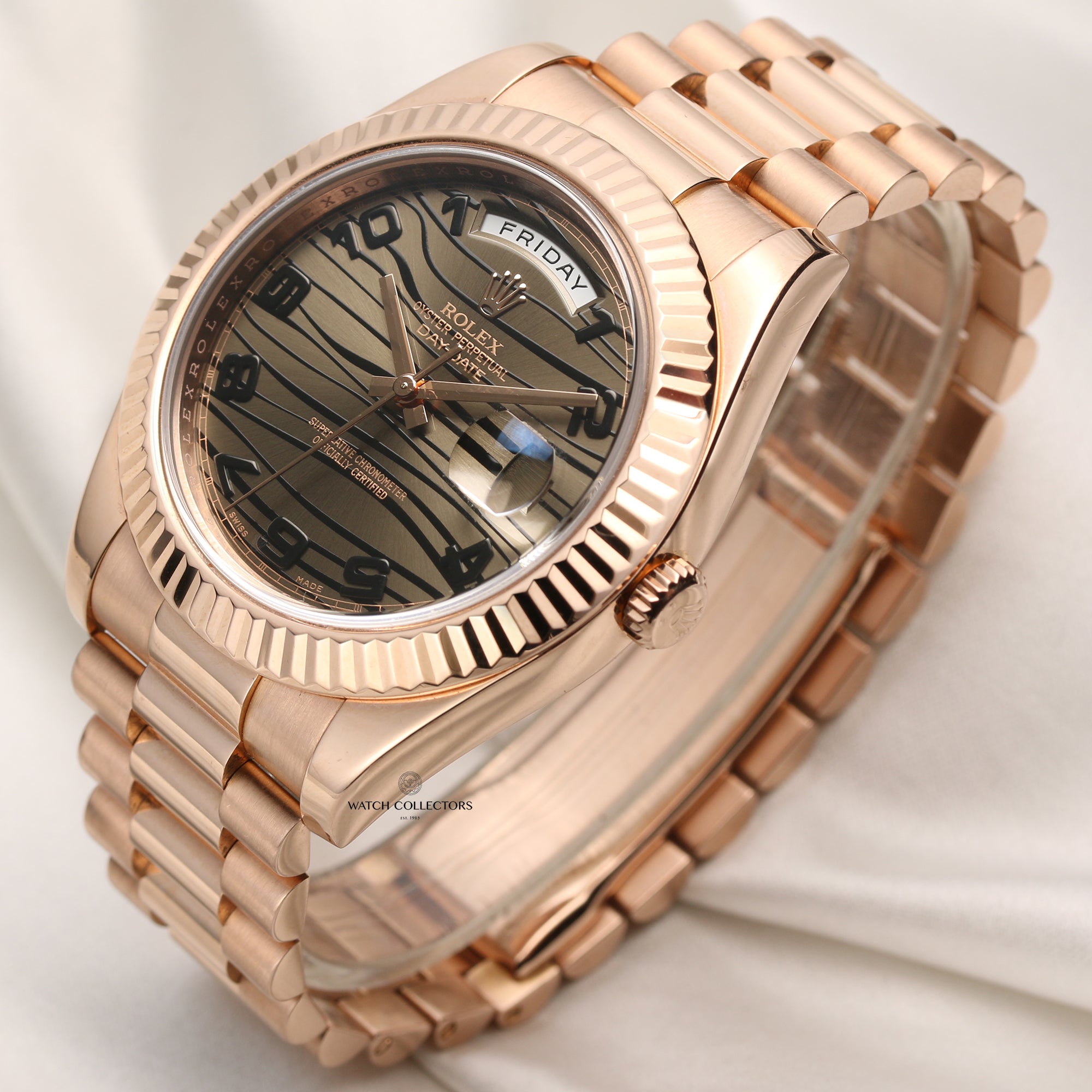 Rolex Day-Date II 218235 41mm 18K Rose Gold Bronze Wave Dial Second Hand Watch Collectors 3