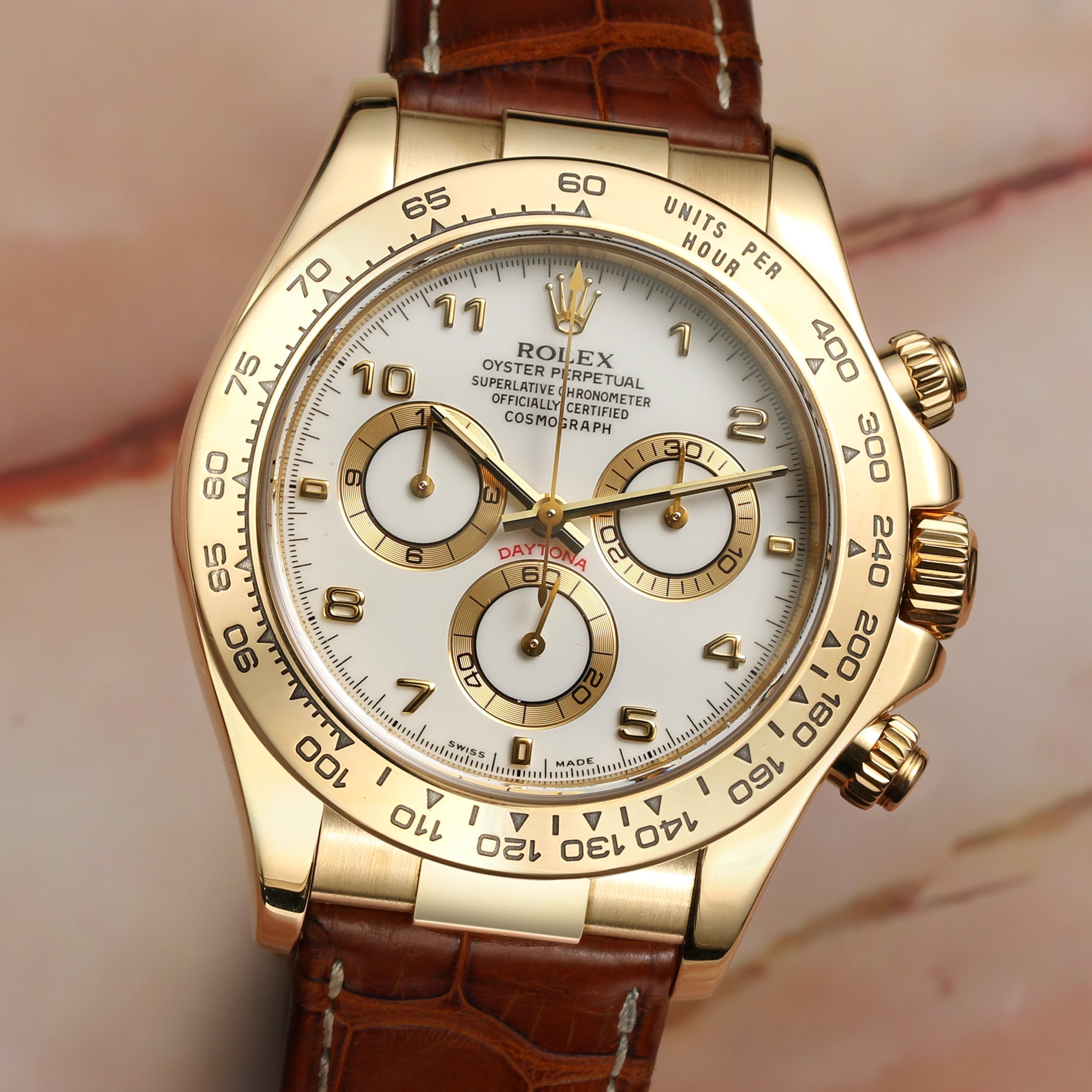 Rolex Daytona 18K Yellow Gold Second Hand Watch Collectors 116518 Second Hand Watch Collectors 3