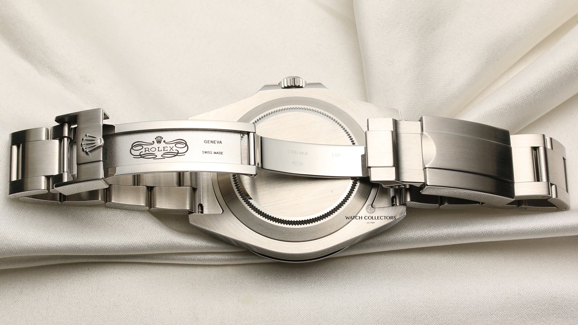 Rolex Explorer II 216570 Polar White Stainless Steel GMT Second Hand Watch Collectors 7