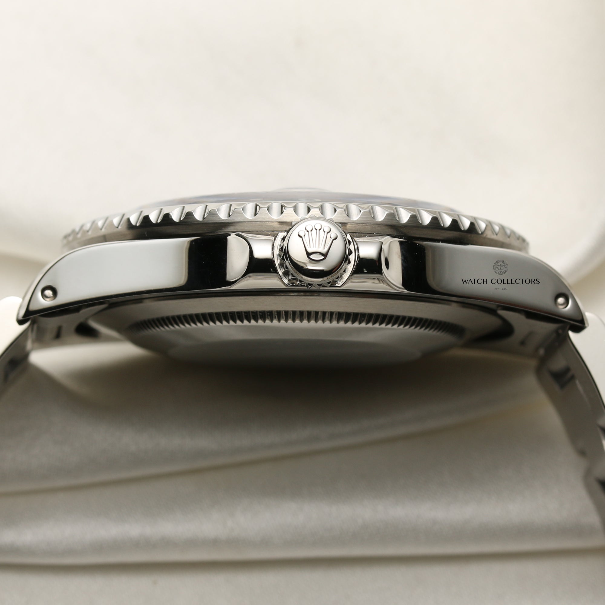 Rolex GMT-Master 16700 Stainless Steel Second Hand Watch Collectors 5