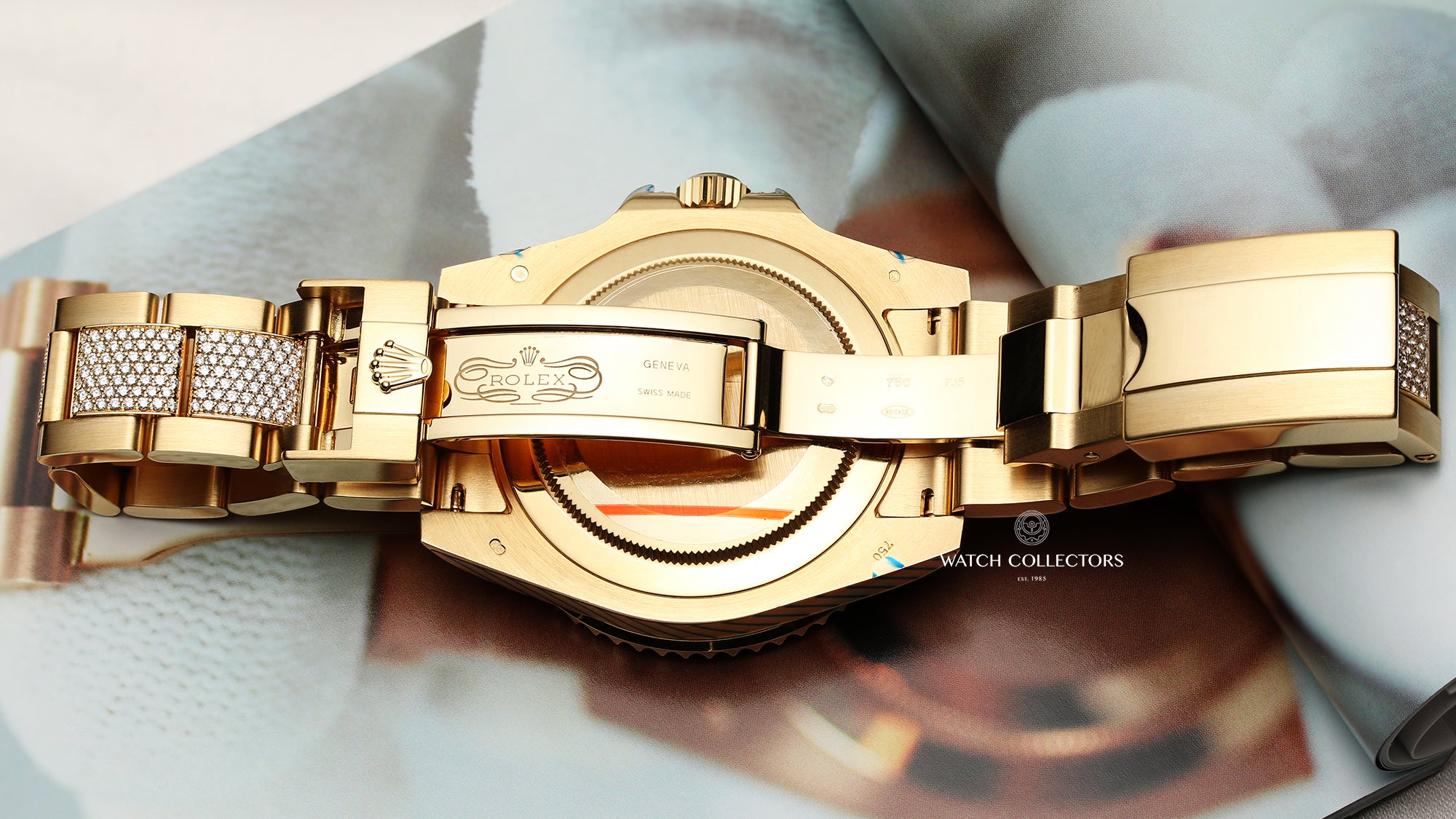 Rolex GMT Master II 116758SA Factory Set Diamond & Sapphire 18K Yellow Gold Second Hand Watch Collectors 12