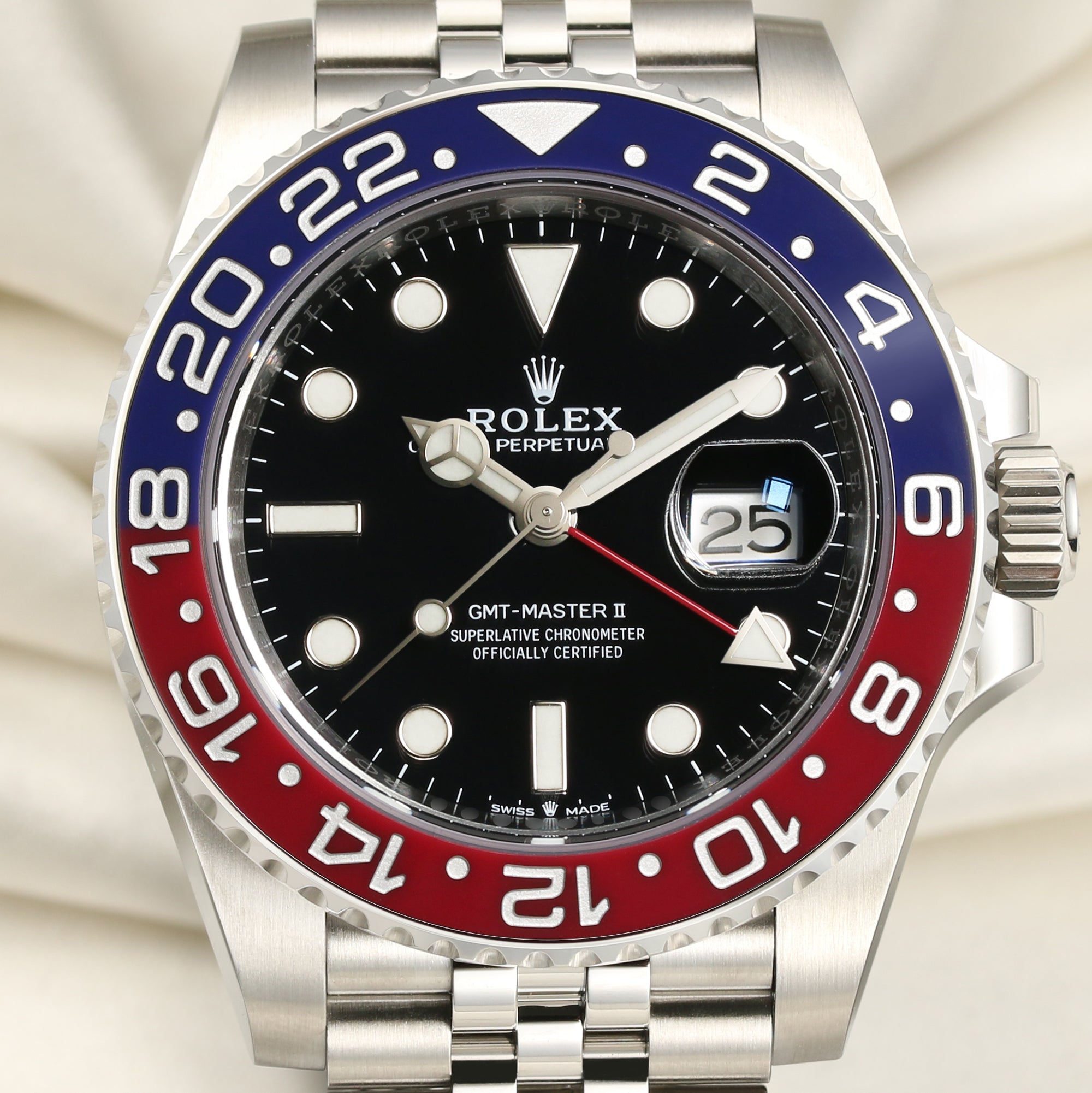 Rolex GMT-Master II 126710BLRO Pepsi Stainless Steel Second Hand Watch Collectors 2